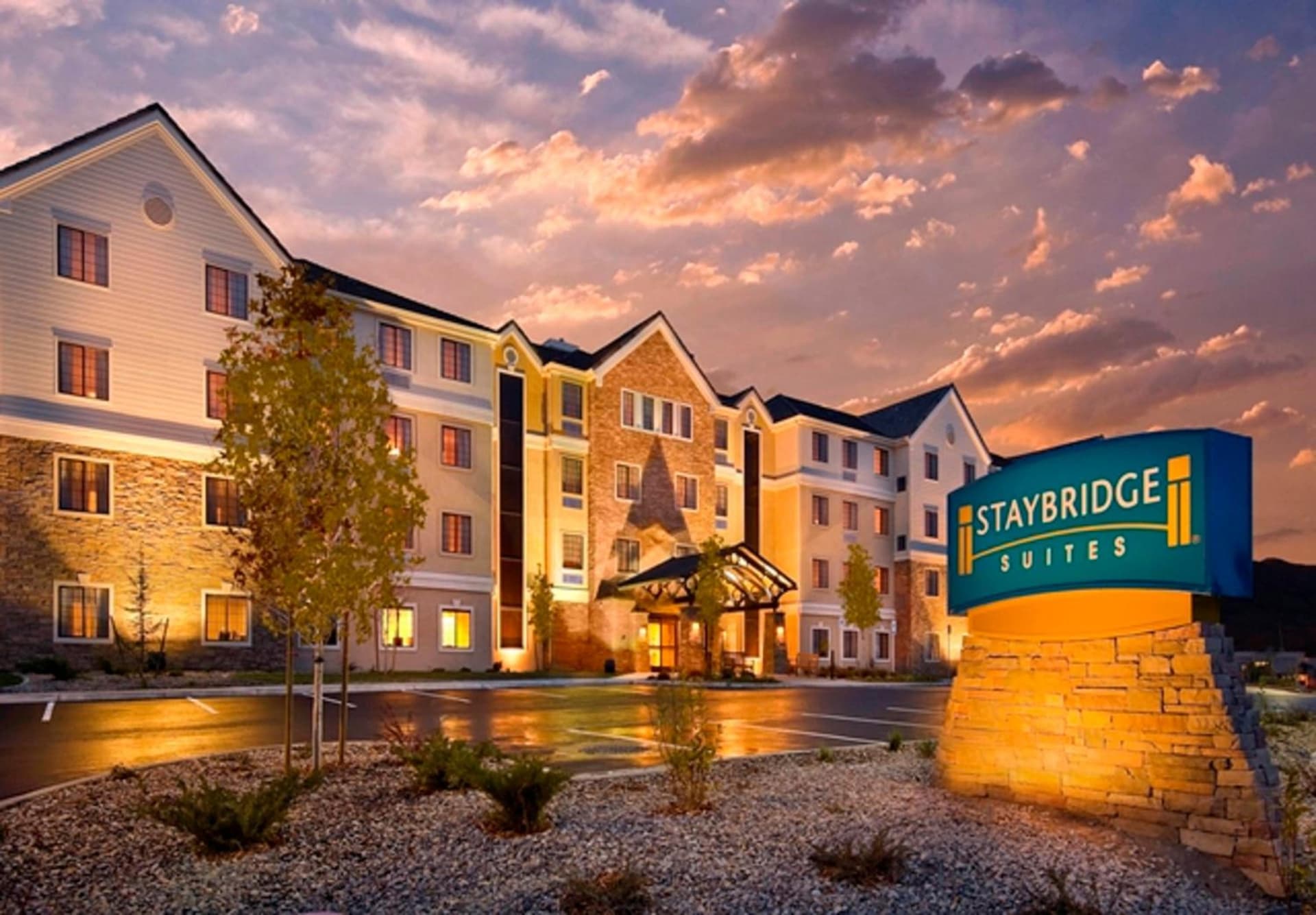 Staybridge Suites Rochester by IHG — hotel in Rochester, Minnesota