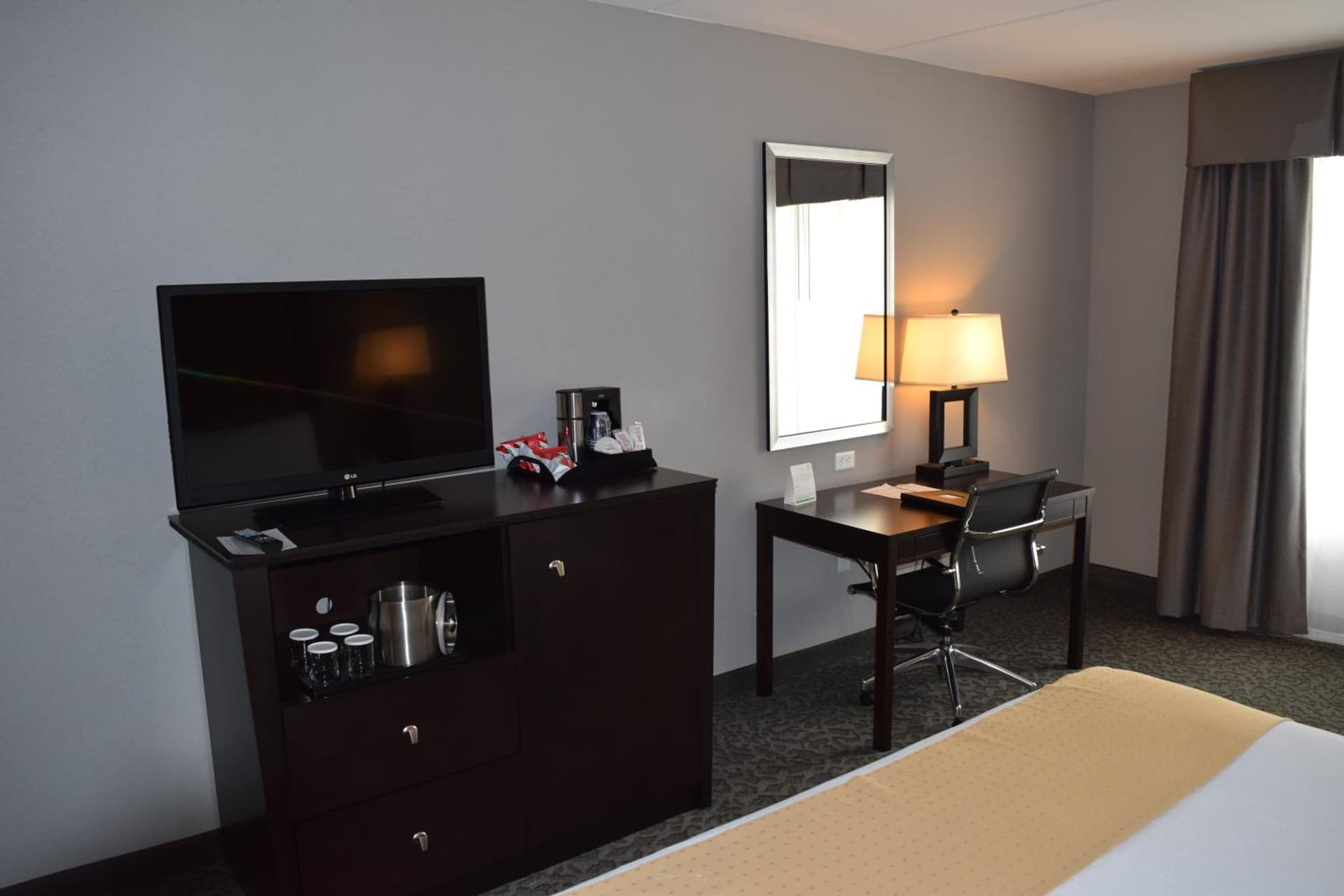Holiday Inn and Suites East Peoria by IHG gallery photo in Peoria, IL — image 81