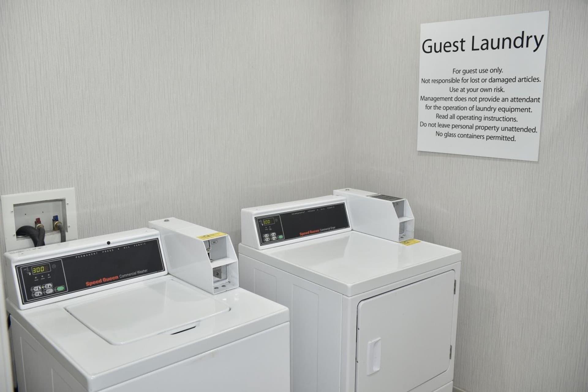Holiday Inn Express Windsor Sonoma Wine Country by IHG property views in Windsor, CA — gallery photo 3