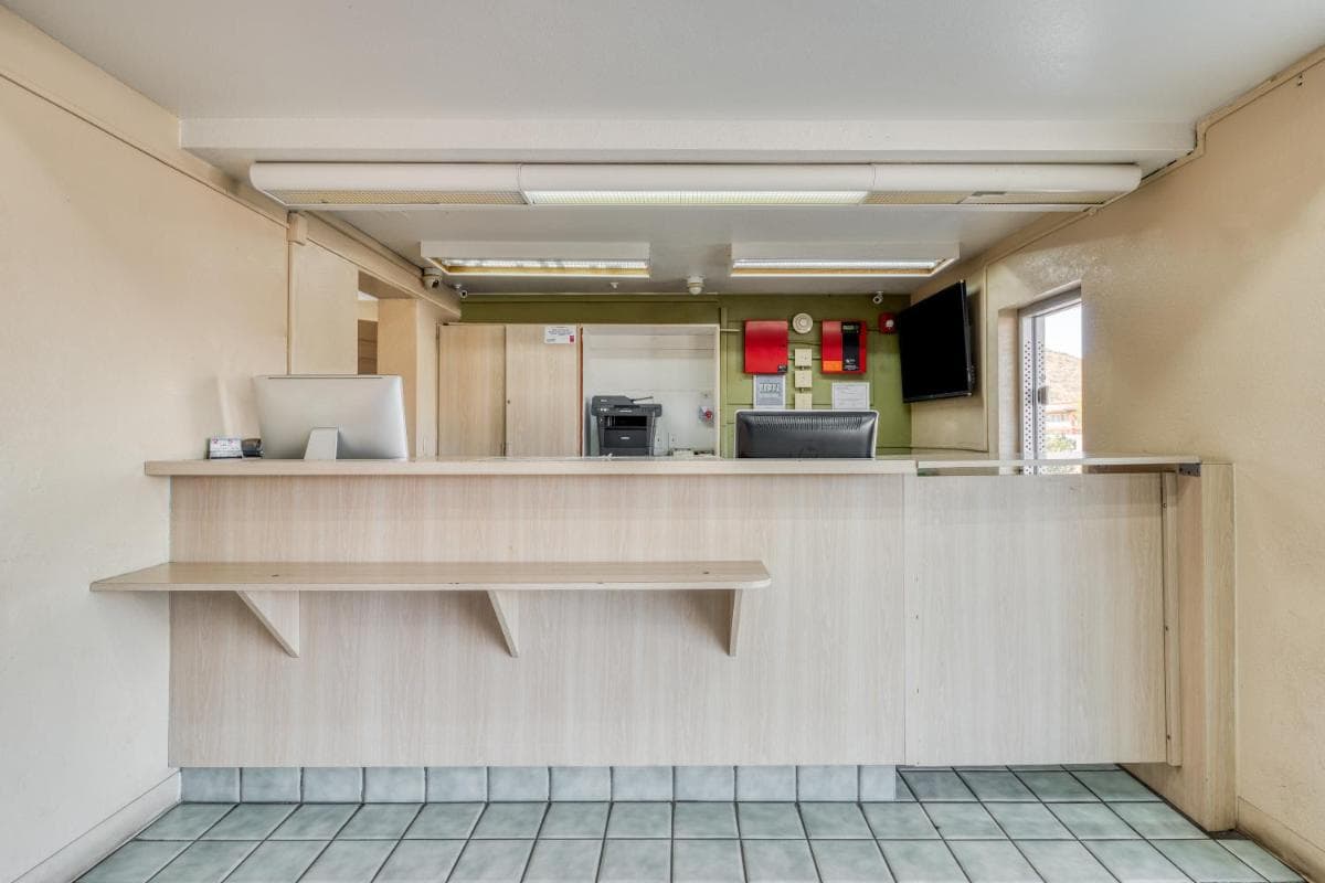 OYO Hotel Tucson Downtown interior in Tucson, AZ — gallery photo 2