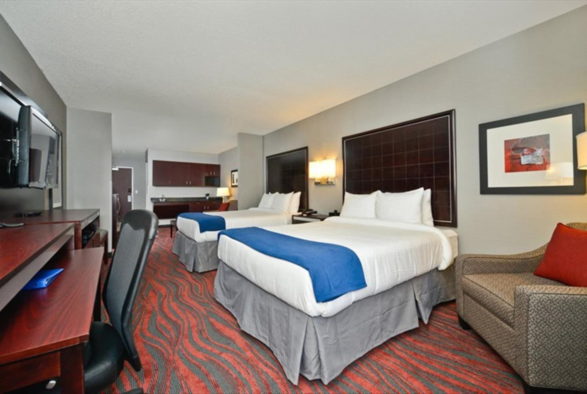 Holiday Inn Express & Suites Utica by IHG gallery photo in Utica, NY — image 8