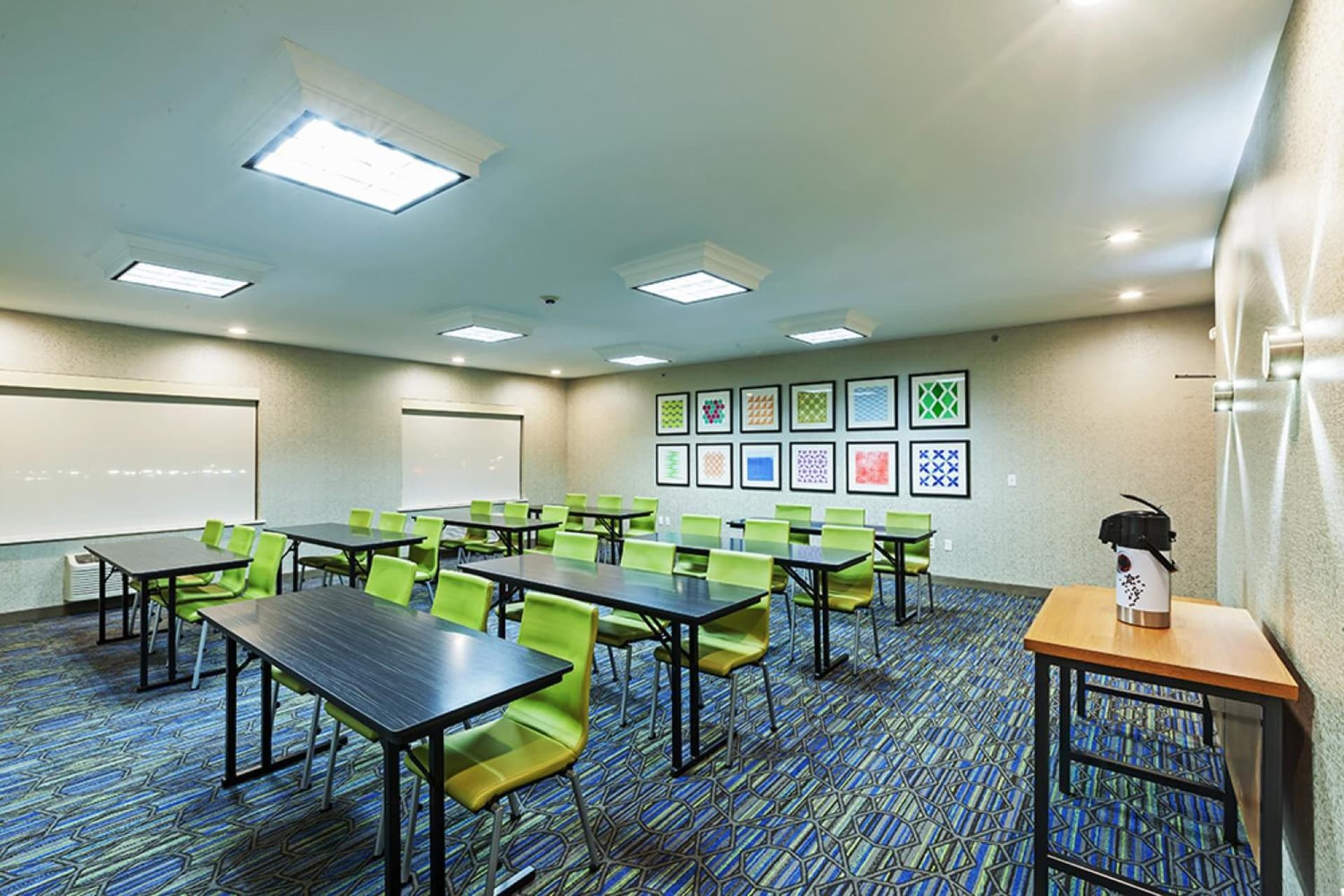 Holiday Inn Express & Suites Tulsa S Broken Arrow Hwy 51 by IHG gallery photo in Broken Arrow, OK — image 10