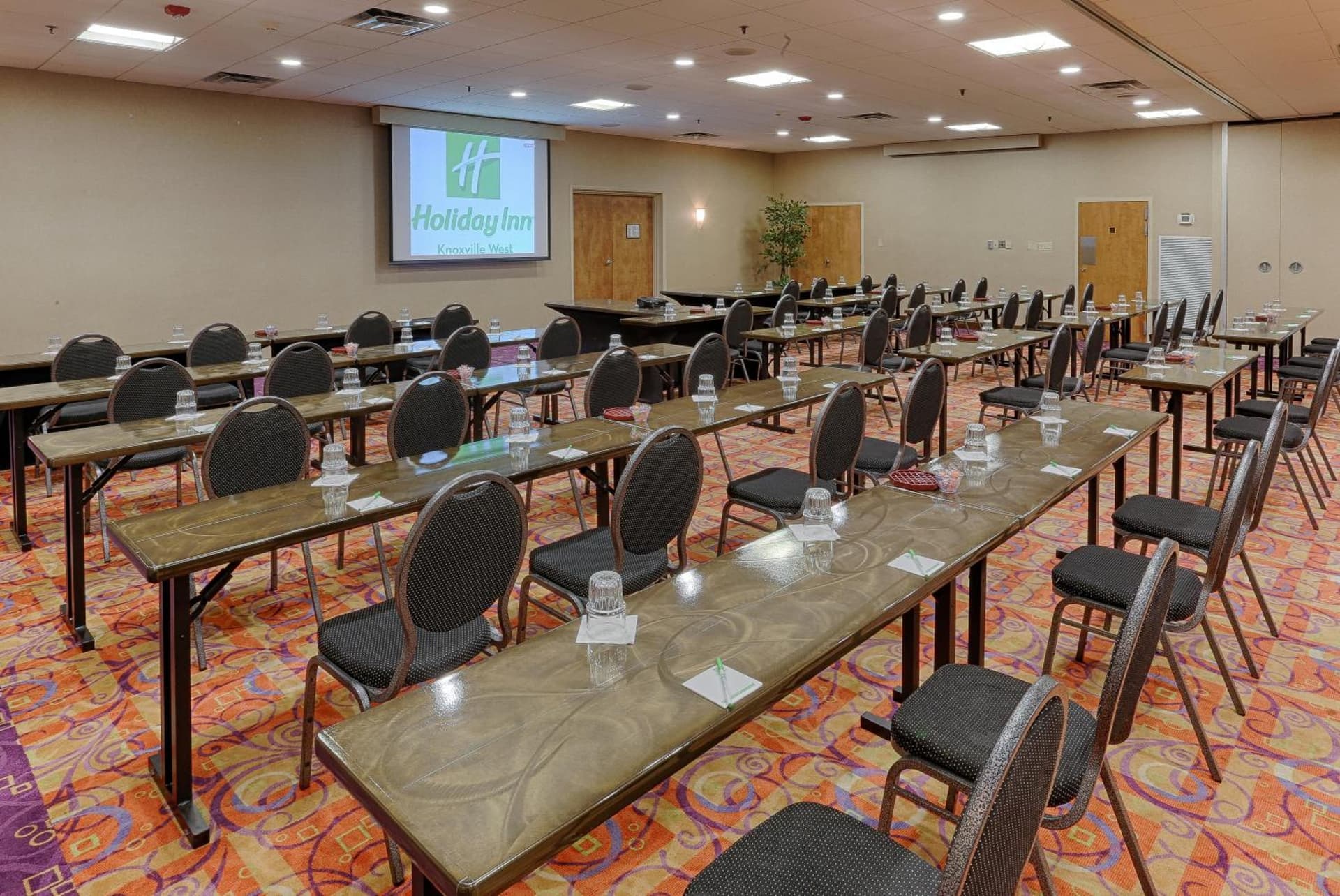 Holiday Inn Knoxville West - Cedar Bluff Rd by IHG gallery photo in Knoxville, TN — image 9