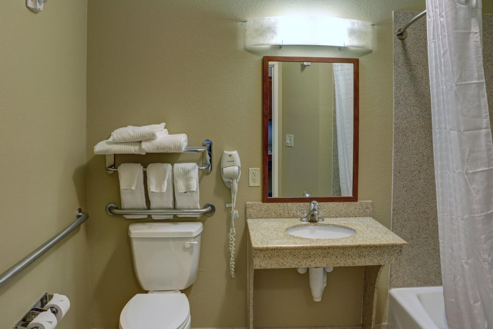 Candlewood Suites Texarkana by IHG interior in Texarkana - Texas, TX — gallery photo 2