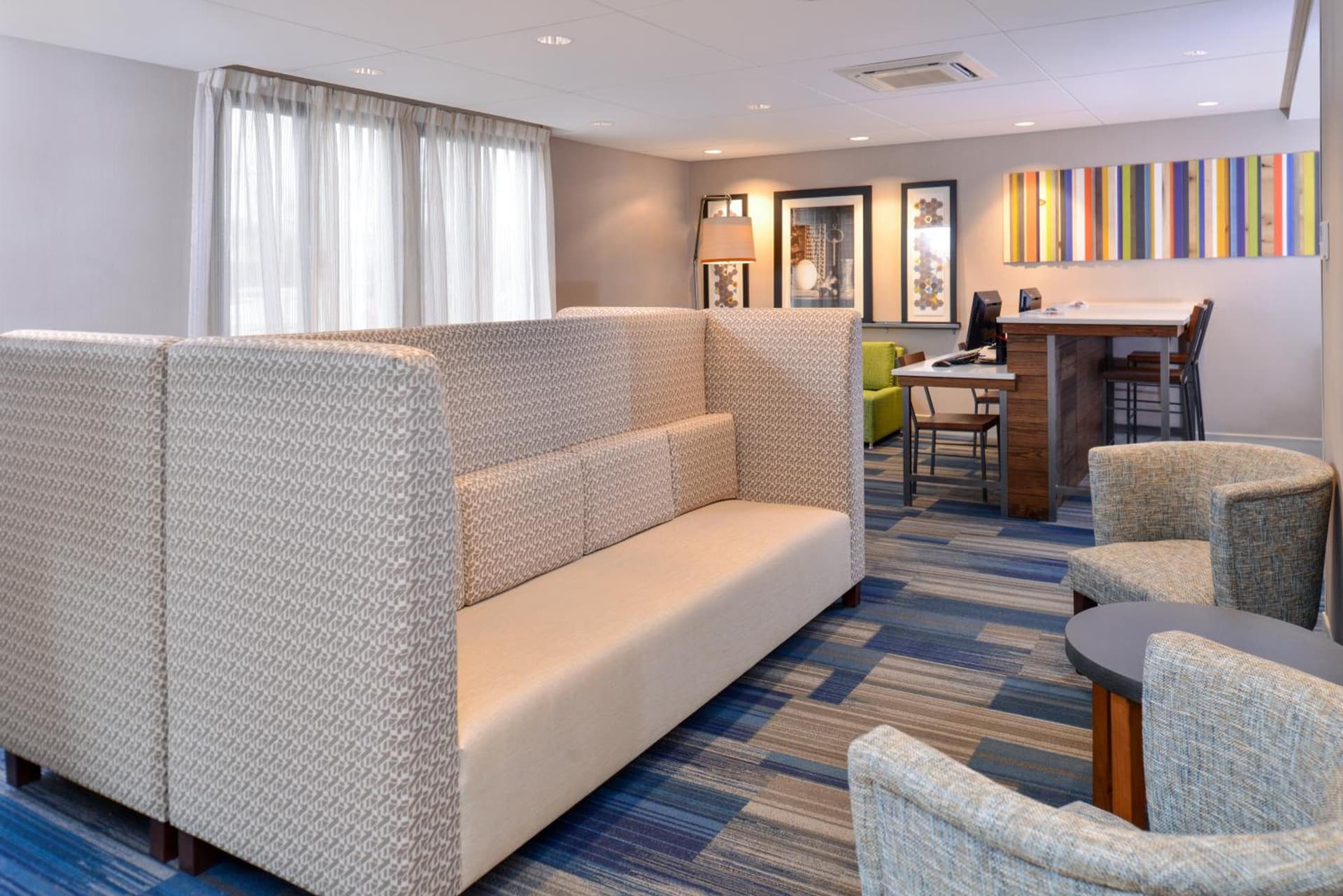 Holiday Inn Express Rochester - University Area by IHG gallery photo in Rochester, NY — image 46