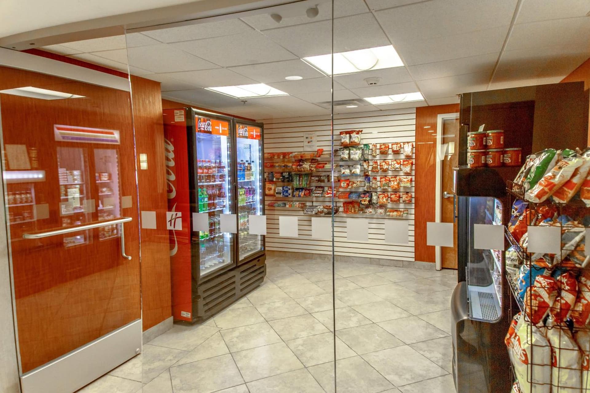 Holiday Inn Knoxville West - Cedar Bluff Rd by IHG property views in Knoxville, TN — gallery photo 3