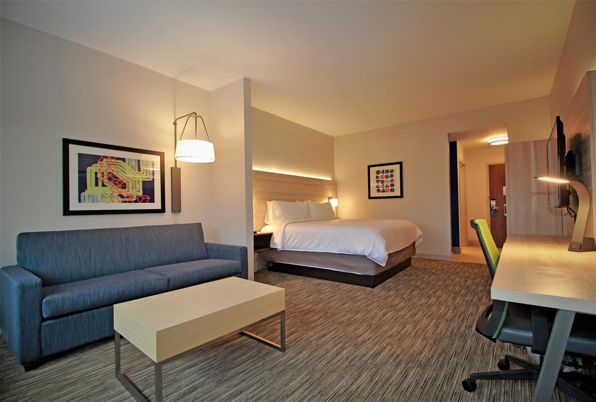 Holiday Inn Express & Suites Ocala by IHG interior in Ocala, FL — gallery photo 2