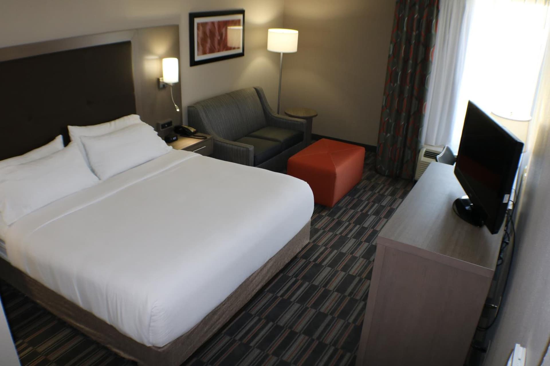 Holiday Inn Express Woodstock-Shenandoah Valley by IHG gallery photo in Woodstock, VA — image 14