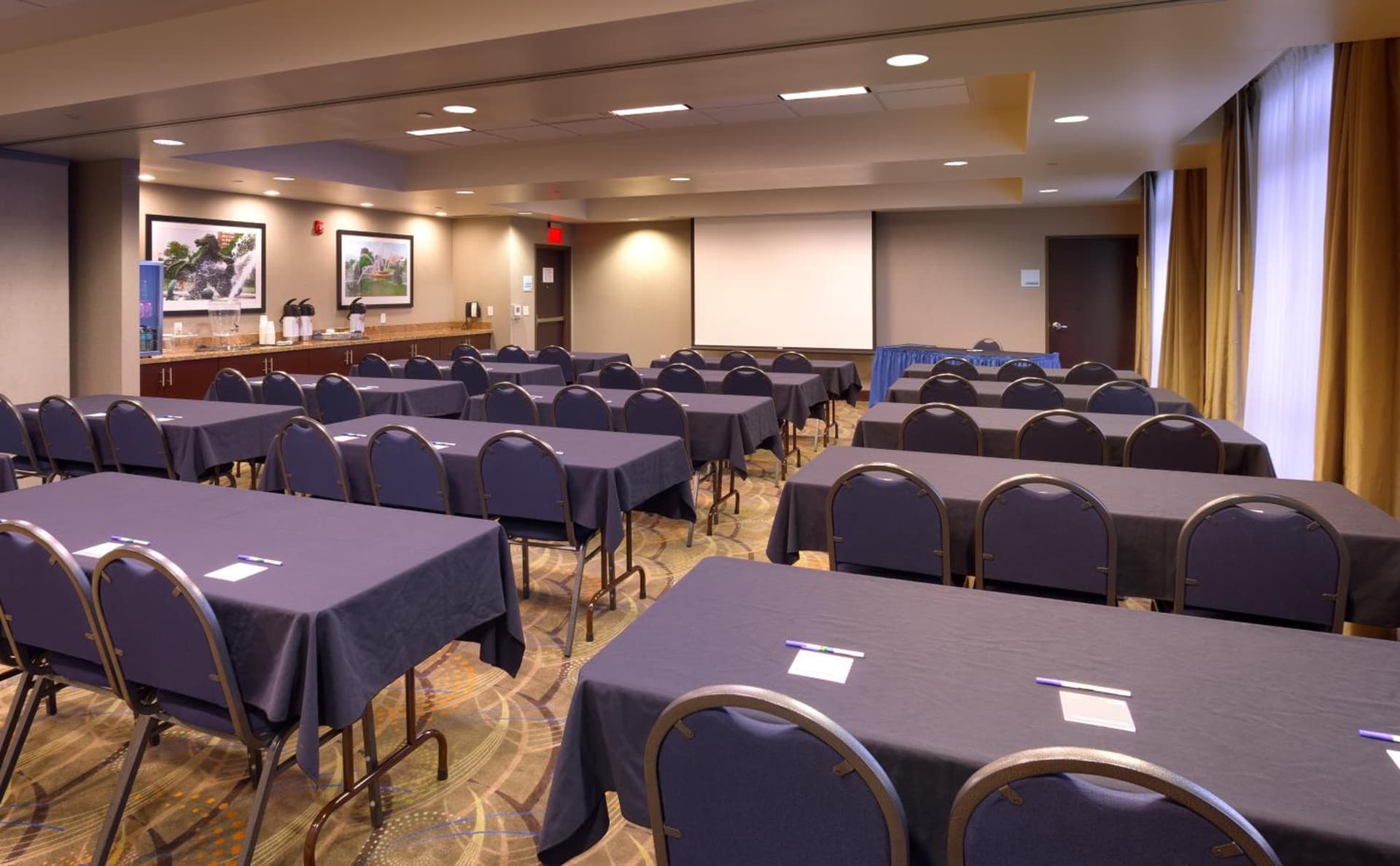 Holiday Inn Express & Suites Overland Park by IHG gallery photo in Overland Park, KS — image 29