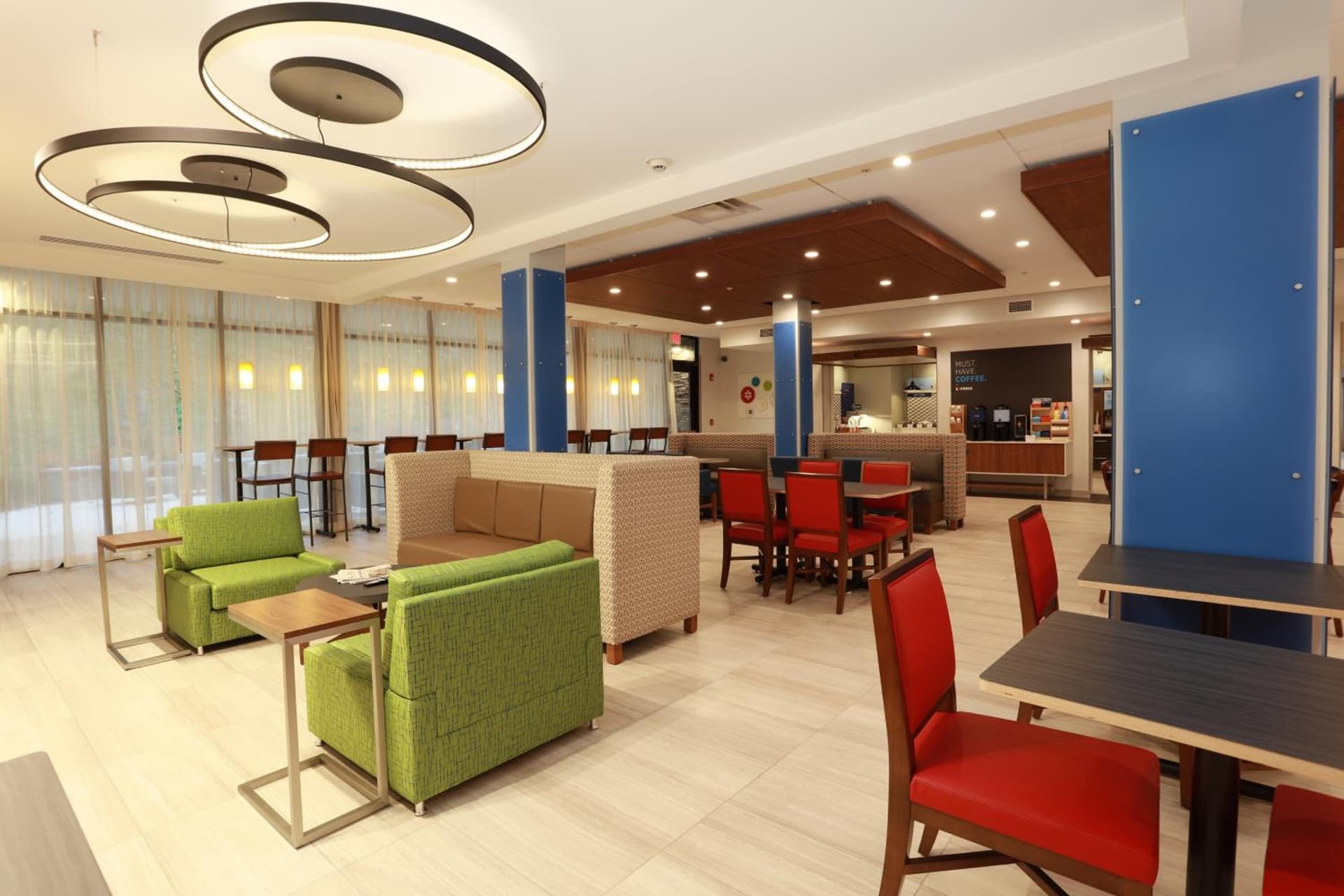 Holiday Inn Express Oneonta by IHG interior in Oneonta, NY — gallery photo 2