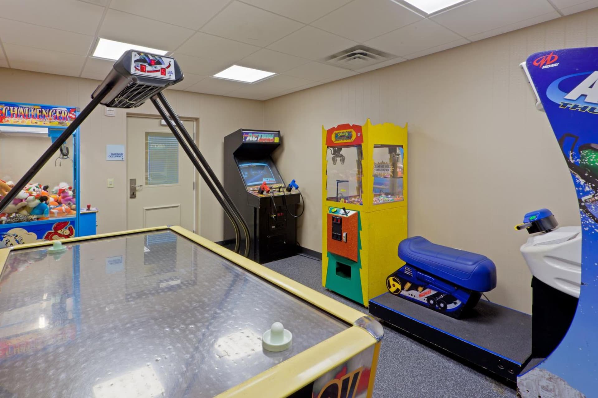 Holiday Inn Express - Neptune by IHG gallery photo in Neptune City, NJ — image 37