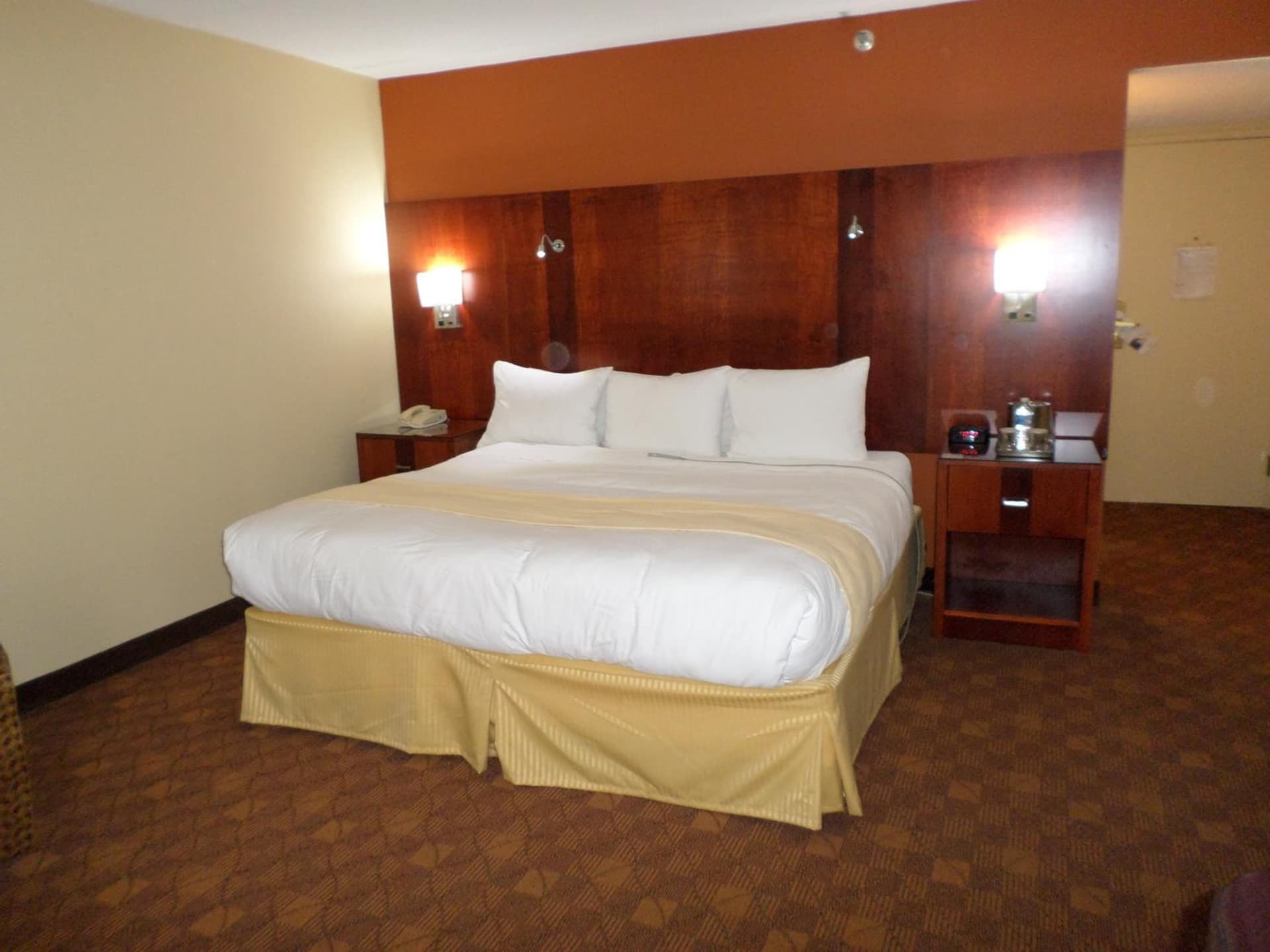 Radisson Akron-Fairlawn Copley gallery photo in Fairlawn, OH — image 47