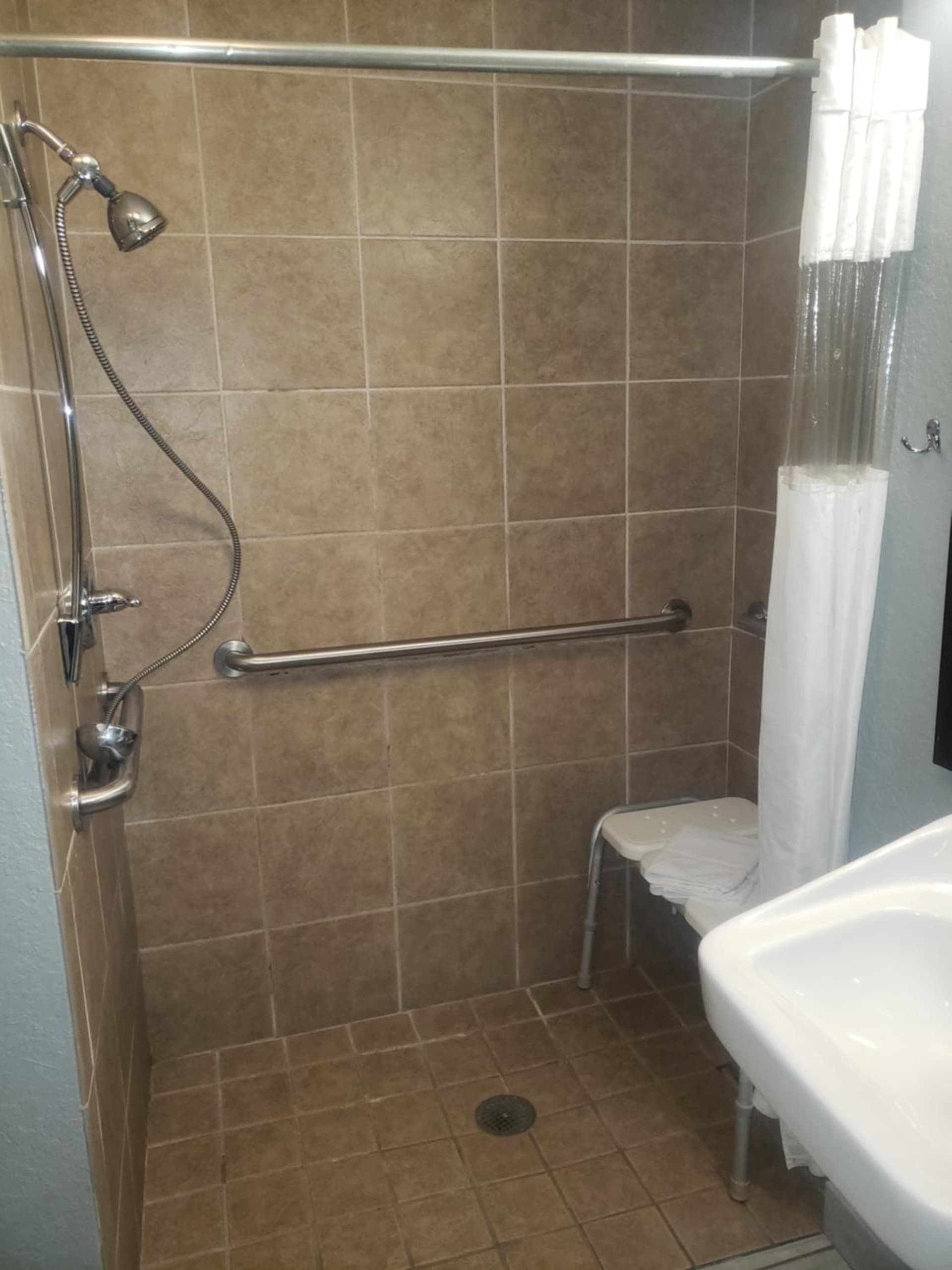 Stay Express Inn & Suites - Mobile, Al gallery photo in Mobile, AL — image 38