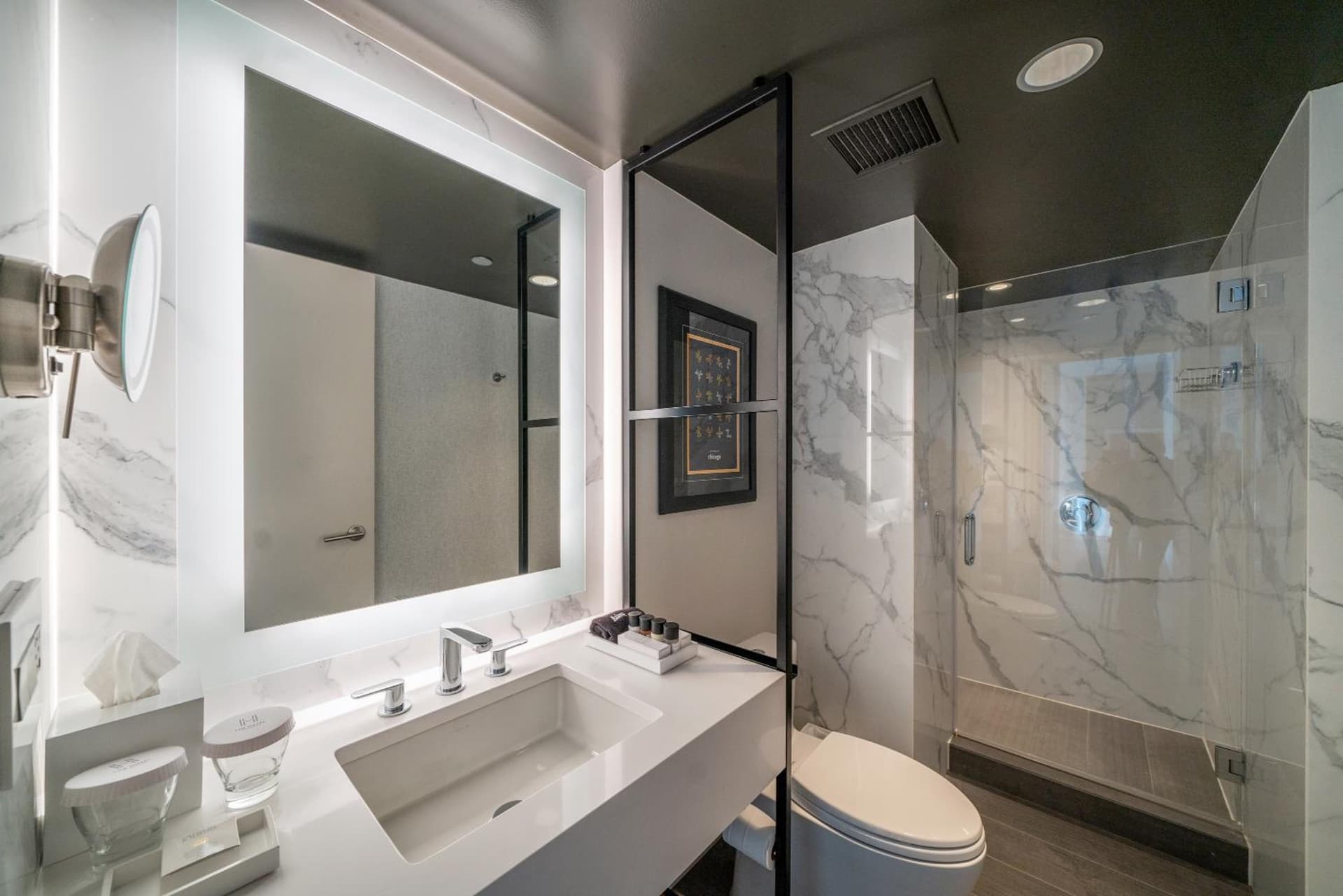 The Hotel at Midtown gallery photo in Chicago, IL — image 30
