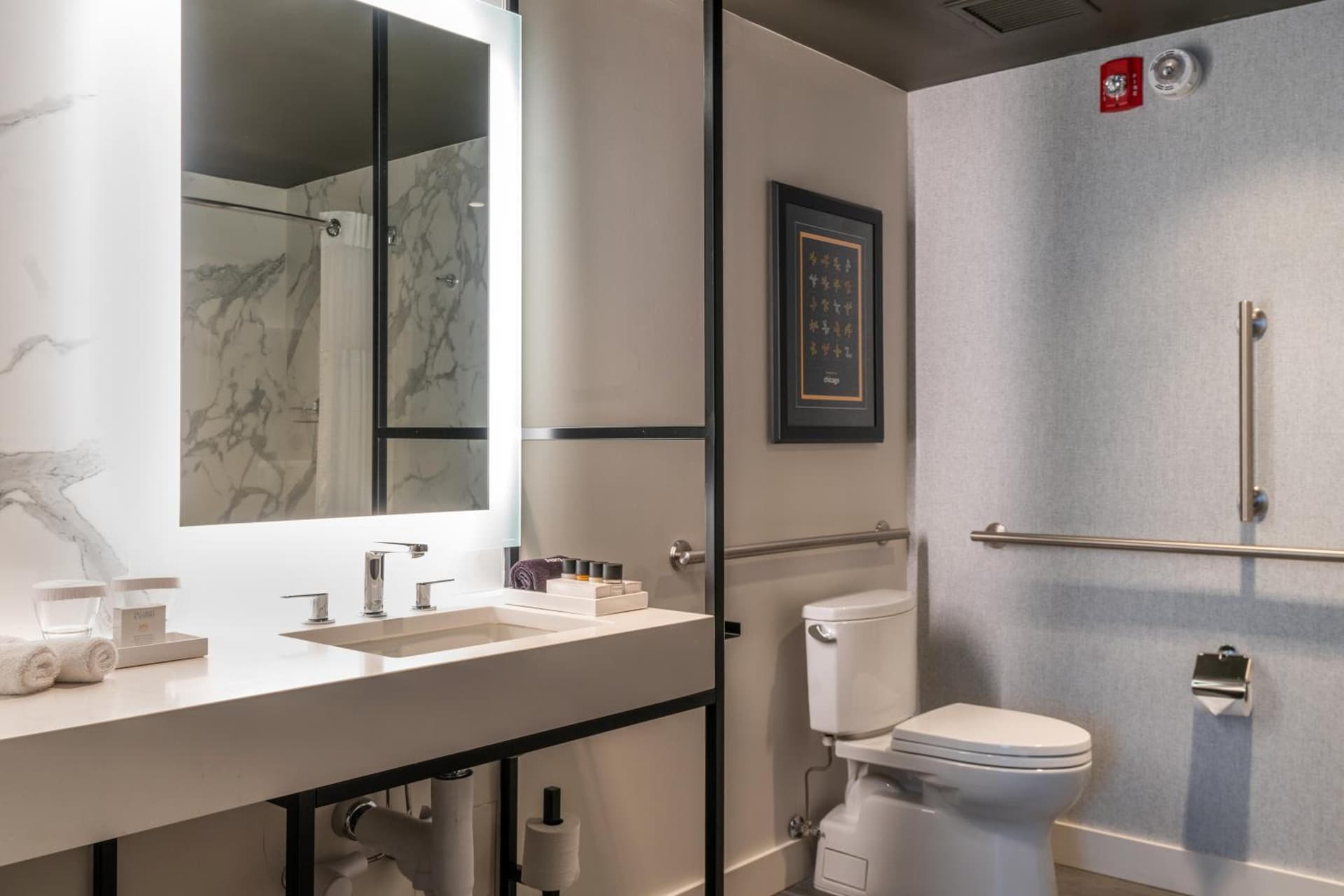 The Hotel at Midtown gallery photo in Chicago, IL — image 49