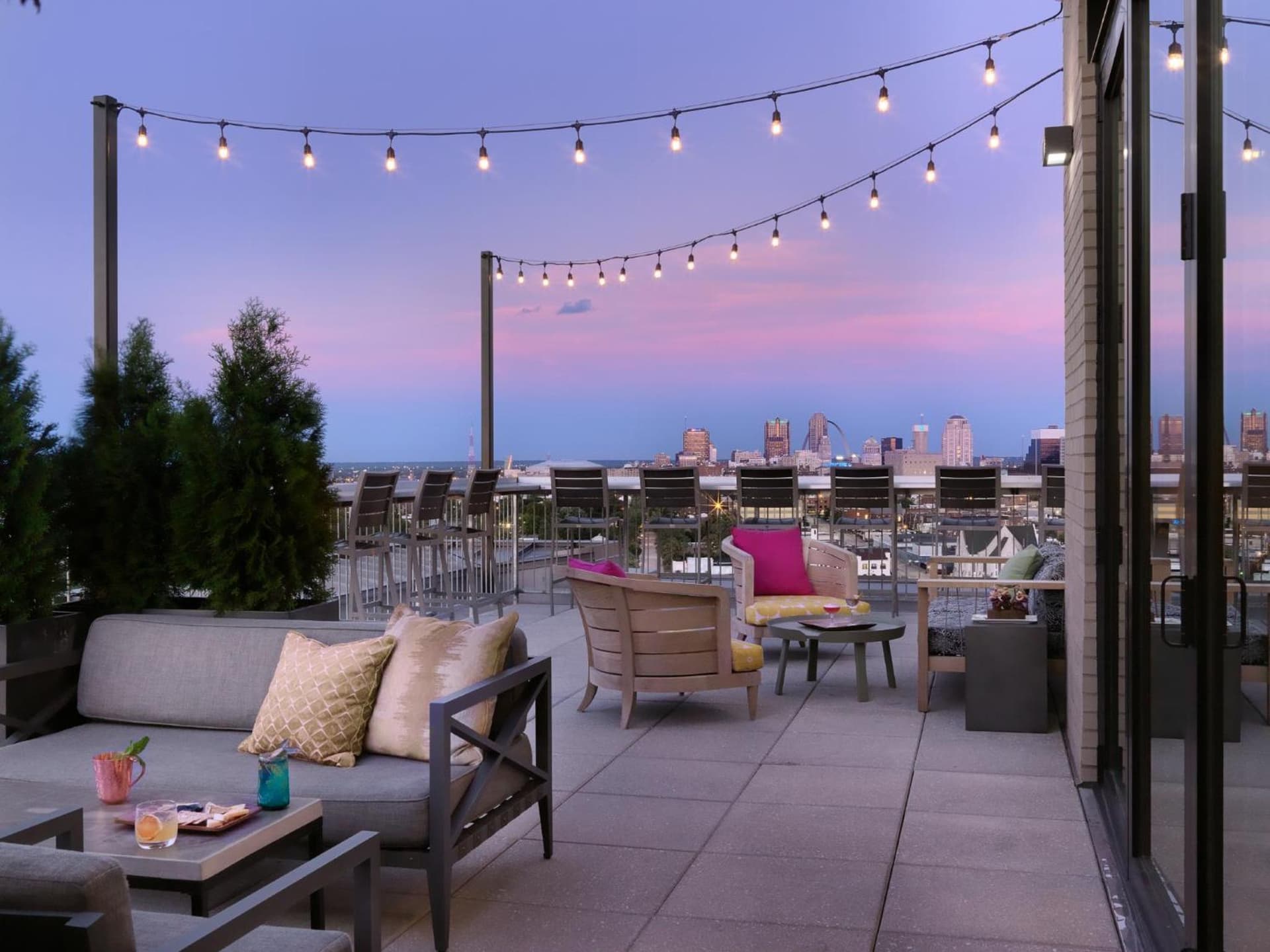 Angad Arts Hotel St Louis, Tapestry Collection by Hilton gallery photo in Saint Louis, MO — image 42