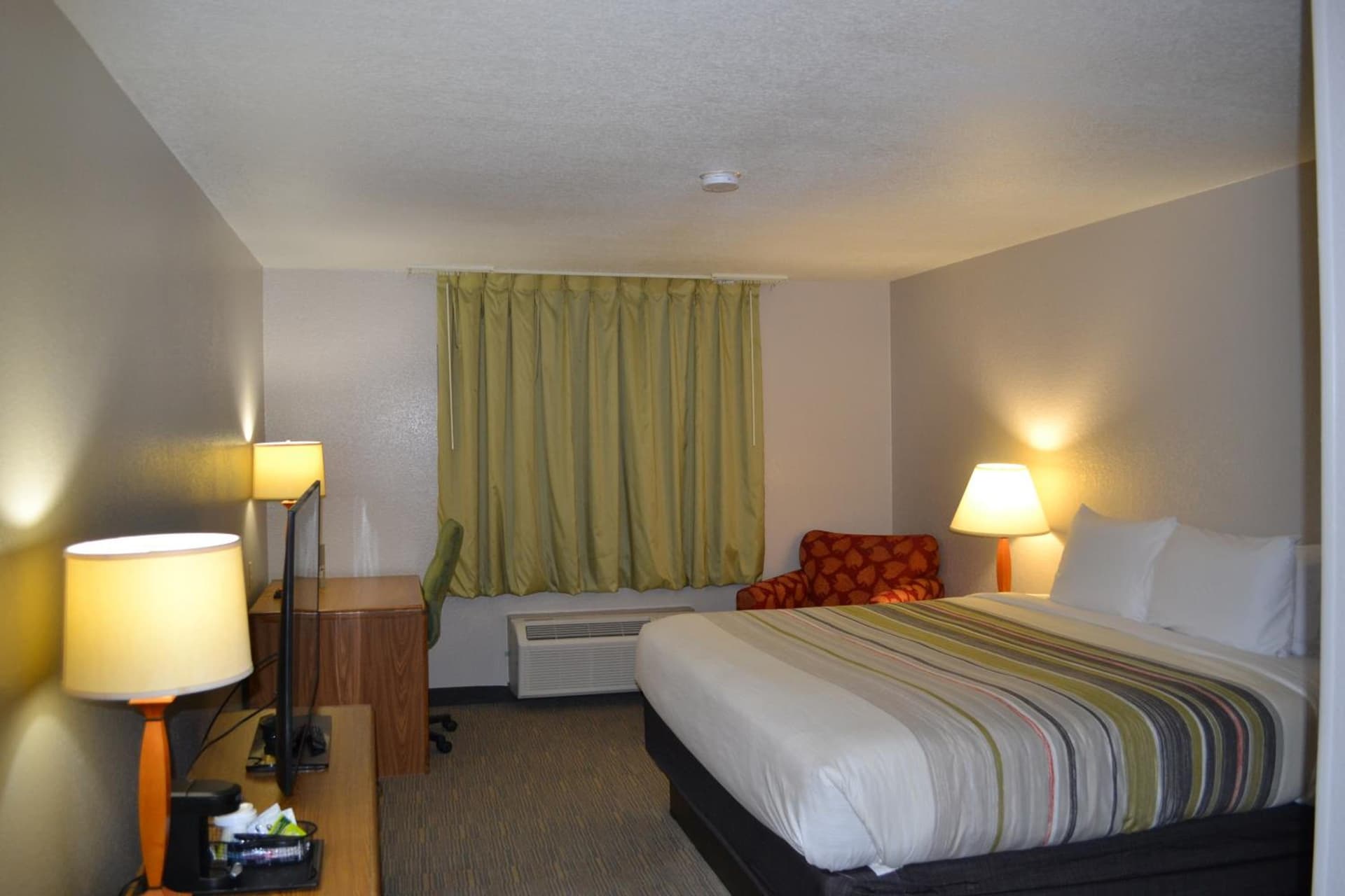 Country Inn & Suites by Radisson, Fairview Heights, IL gallery photo in Fairview Heights, IL — image 17
