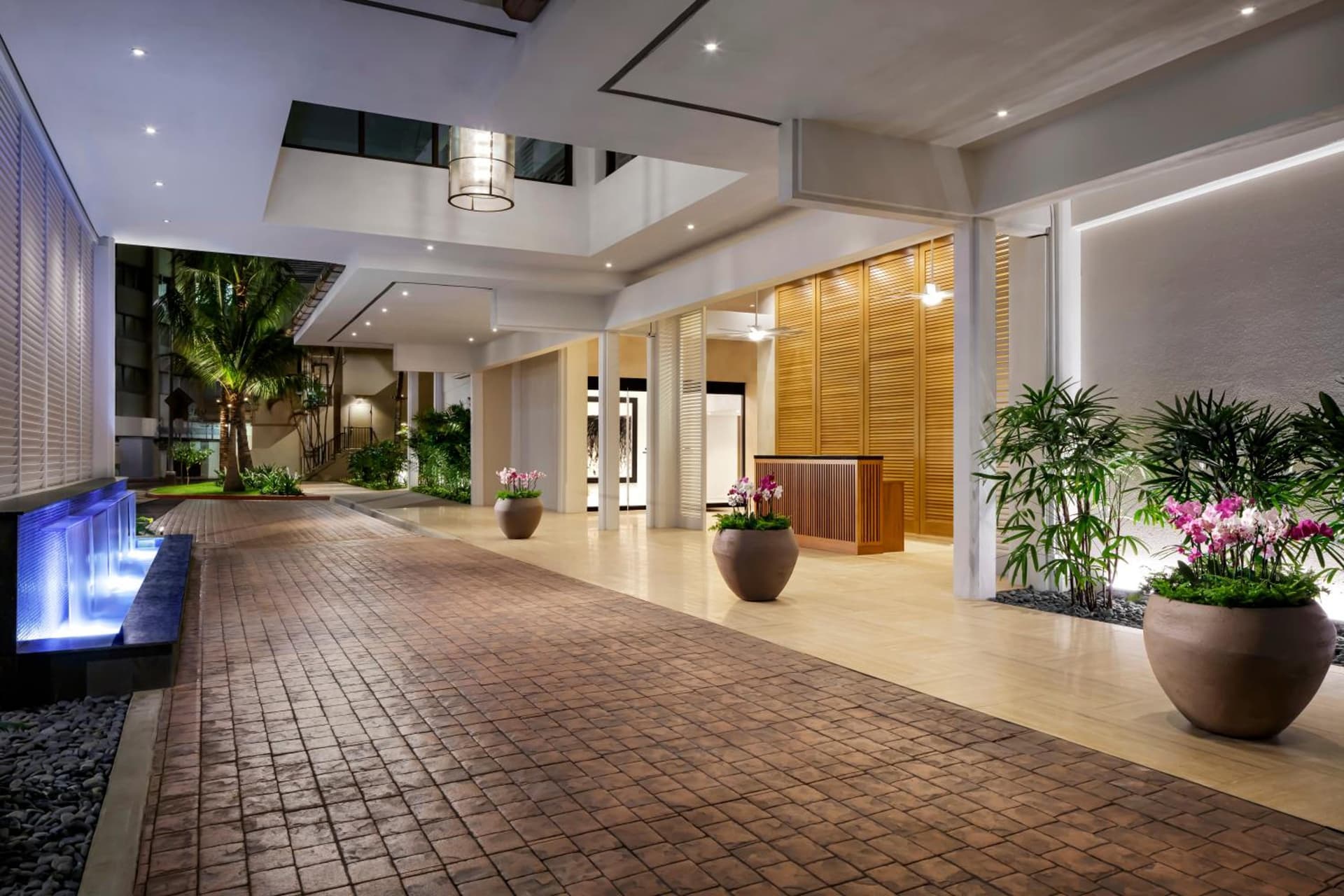 Halepuna Waikiki by Halekulani - NO RESORT FEE gallery photo in Honolulu, HI — image 26