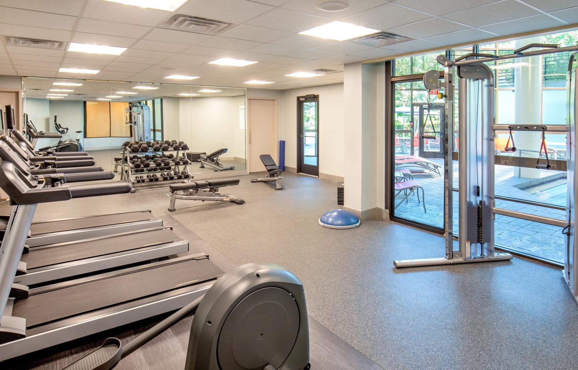 Holiday Inn Newport News - Hampton by IHG gallery photo in Newport News, VA — image 24