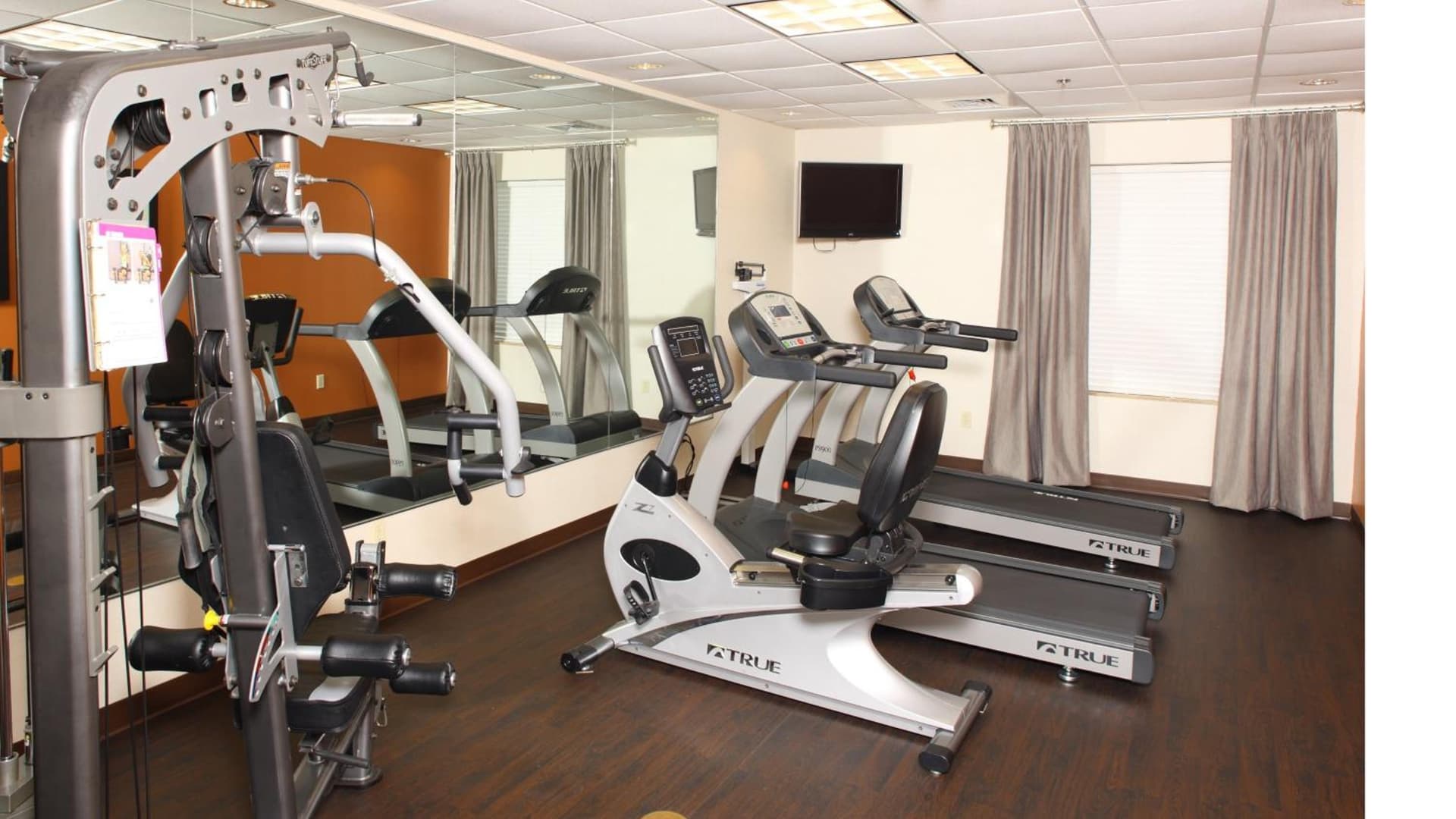 Comfort Suites Mobile-South Alabama University Area interior in Mobile, AL — gallery photo 2