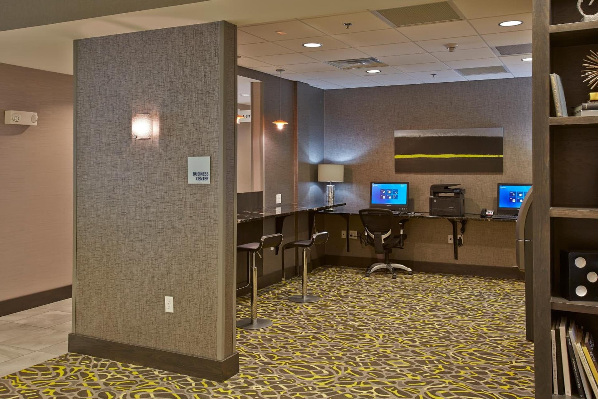 Holiday Inn Express and Suites Madison Central by IHG gallery photo in Madison, WI — image 4