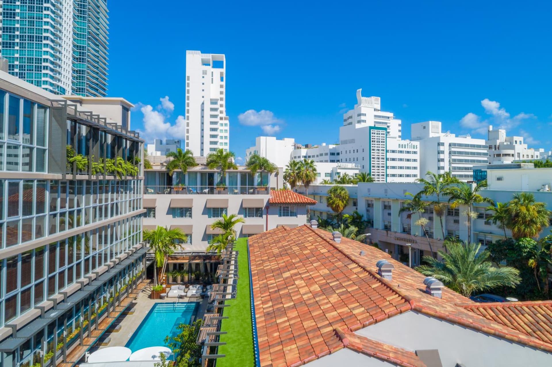 Lennox Miami Beach property views in Miami Beach, FL — gallery photo 3