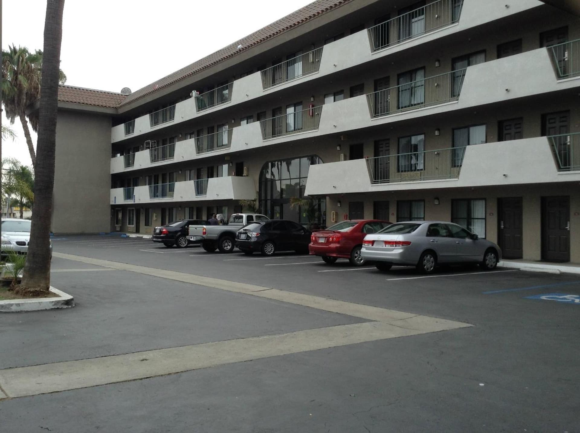 Ramada by Wyndham Oceanside gallery photo in Oceanside, CA — image 6