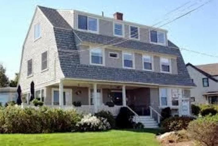 Seafarer Inn featured exterior or lobby in Rockport — similar hotel