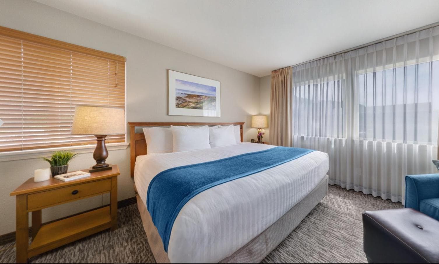 Overleaf Lodge and Spa property views in Yachats, OR — gallery photo 3