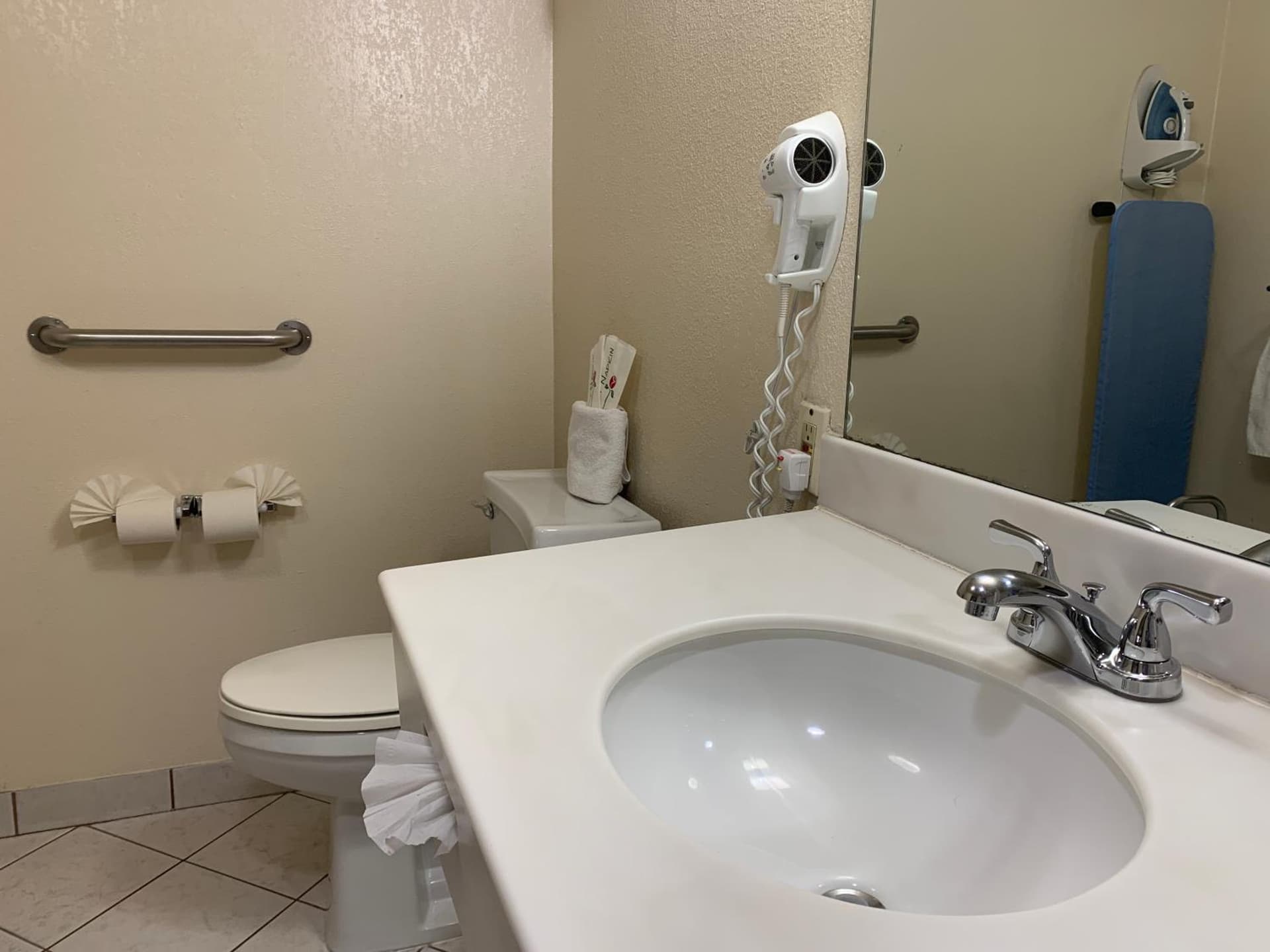 Days Inn by Wyndham Las Vegas Airport Near the Strip gallery photo in Las Vegas, NV — image 29