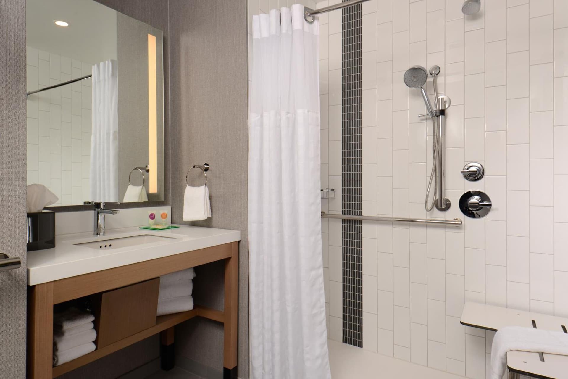 Hyatt Place Pena Station/Denver Airport gallery photo in Denver, CO — image 59