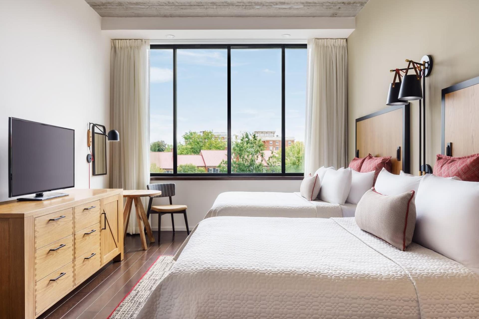 Hotel Indigo Athens - University Area by IHG gallery photo in Athens, GA — image 61