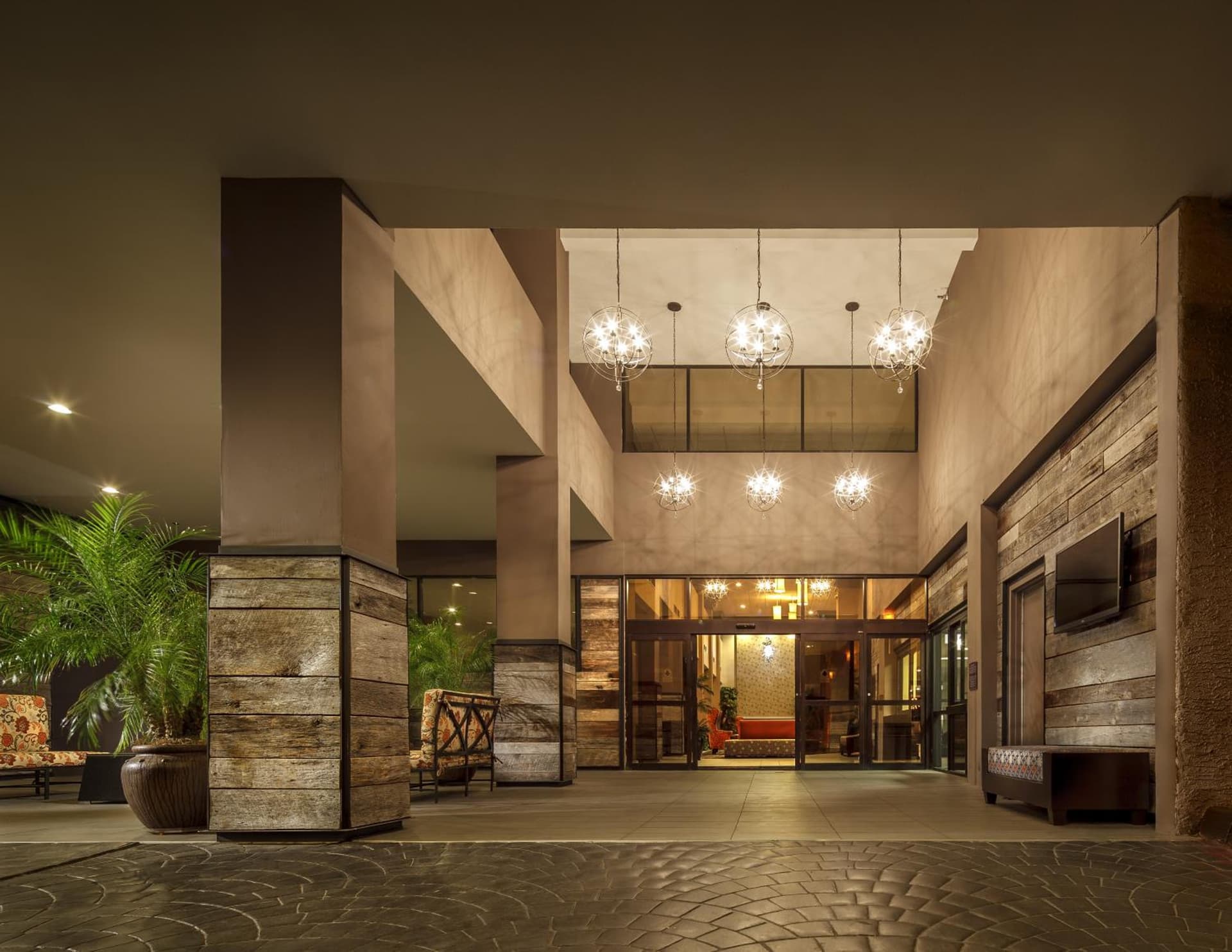 Crowne Plaza Phoenix Airport - PHX by IHG gallery photo in Phoenix, AZ — image 98