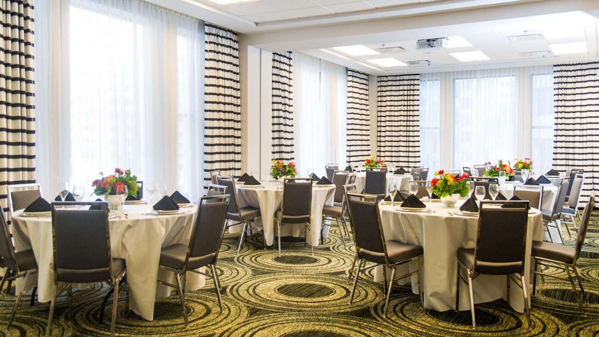 Hotel Indigo - Kansas City Downtown by IHG gallery photo in Kansas City, MO — image 35