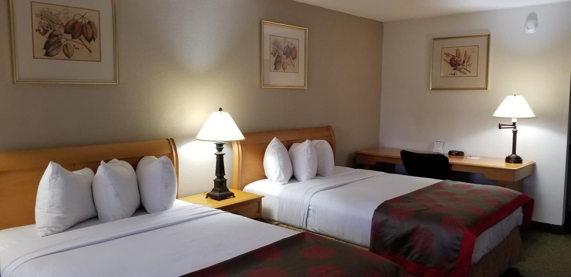 Ramada by Wyndham & Suites Warner Robins gallery photo in Warner Robins, GA — image 15