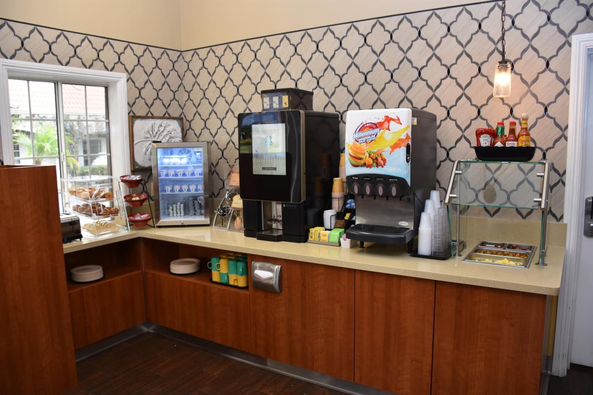 Dynasty Suites Redlands gallery photo in Redlands, CA — image 8