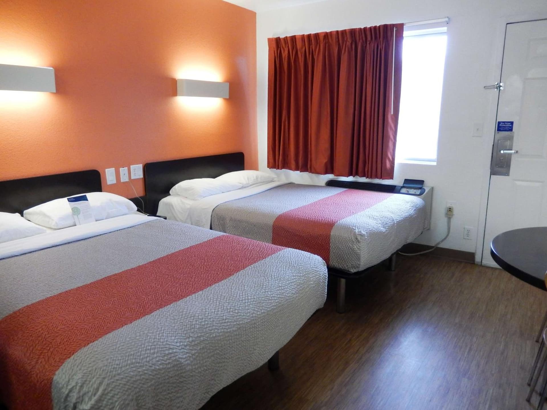 Motel 6-Clute, TX property views in Clute, TX — gallery photo 3