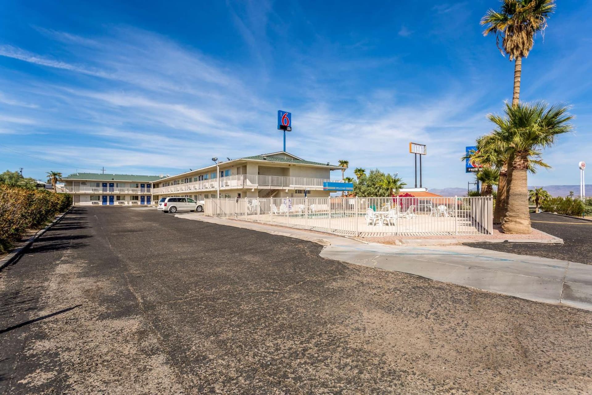 Motel 6-Needles, CA interior in Needles, CA — gallery photo 2