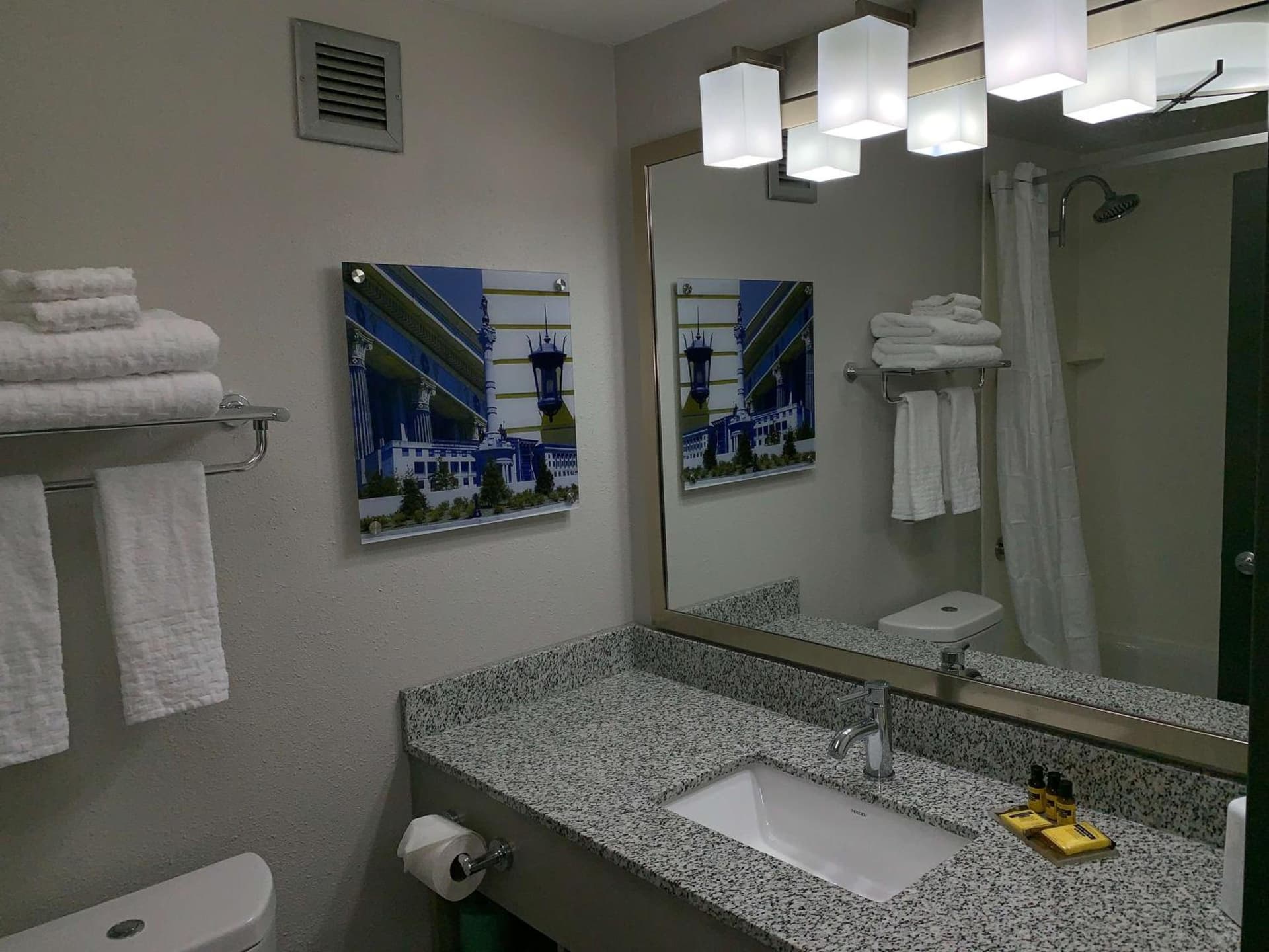 Best Western Plus Clarks Summit Scranton Hotel gallery photo in Clarks Summit, PA — image 17