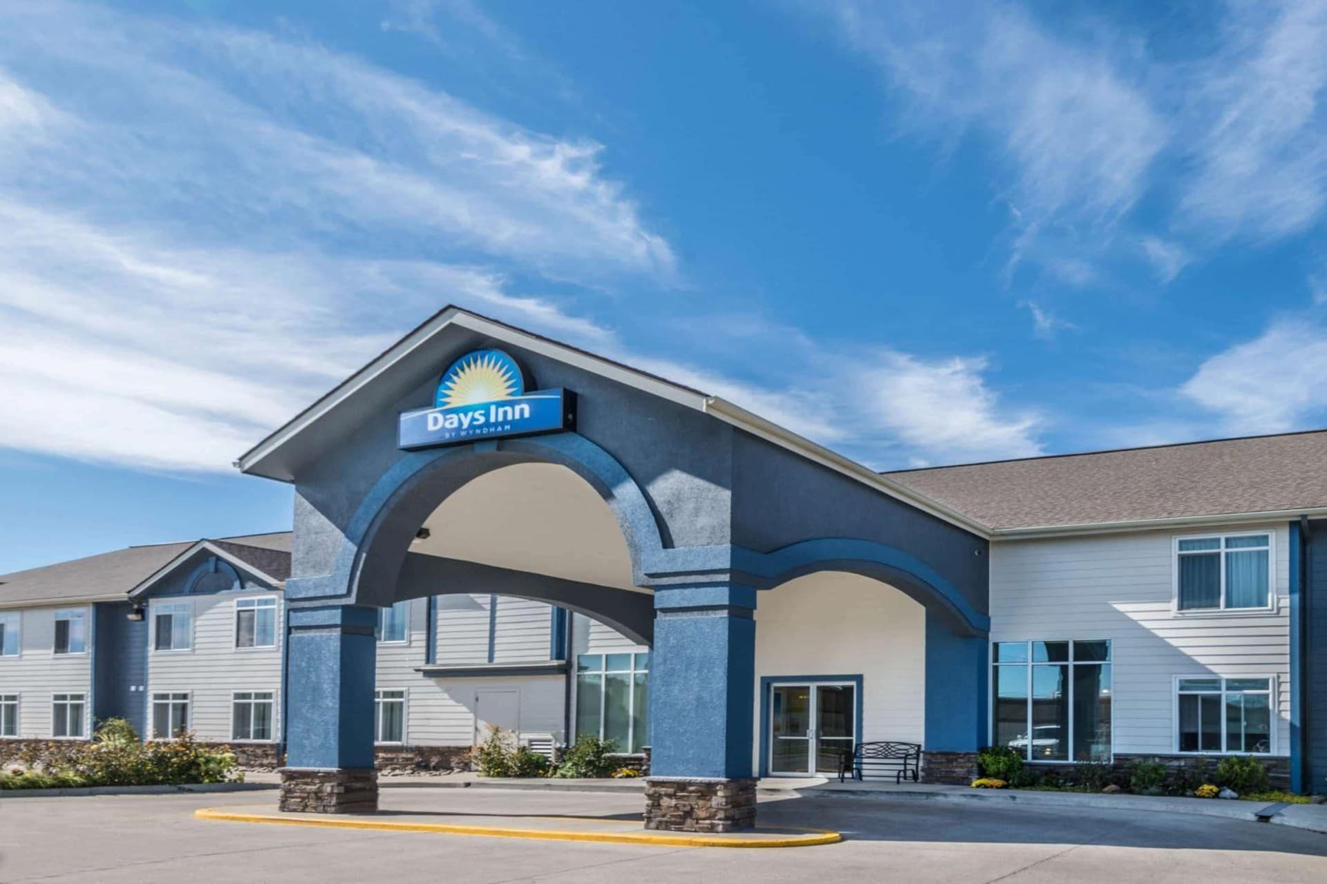 Days Inn by Wyndham Great Falls featured exterior or lobby in Great Falls, MT — similar hotel