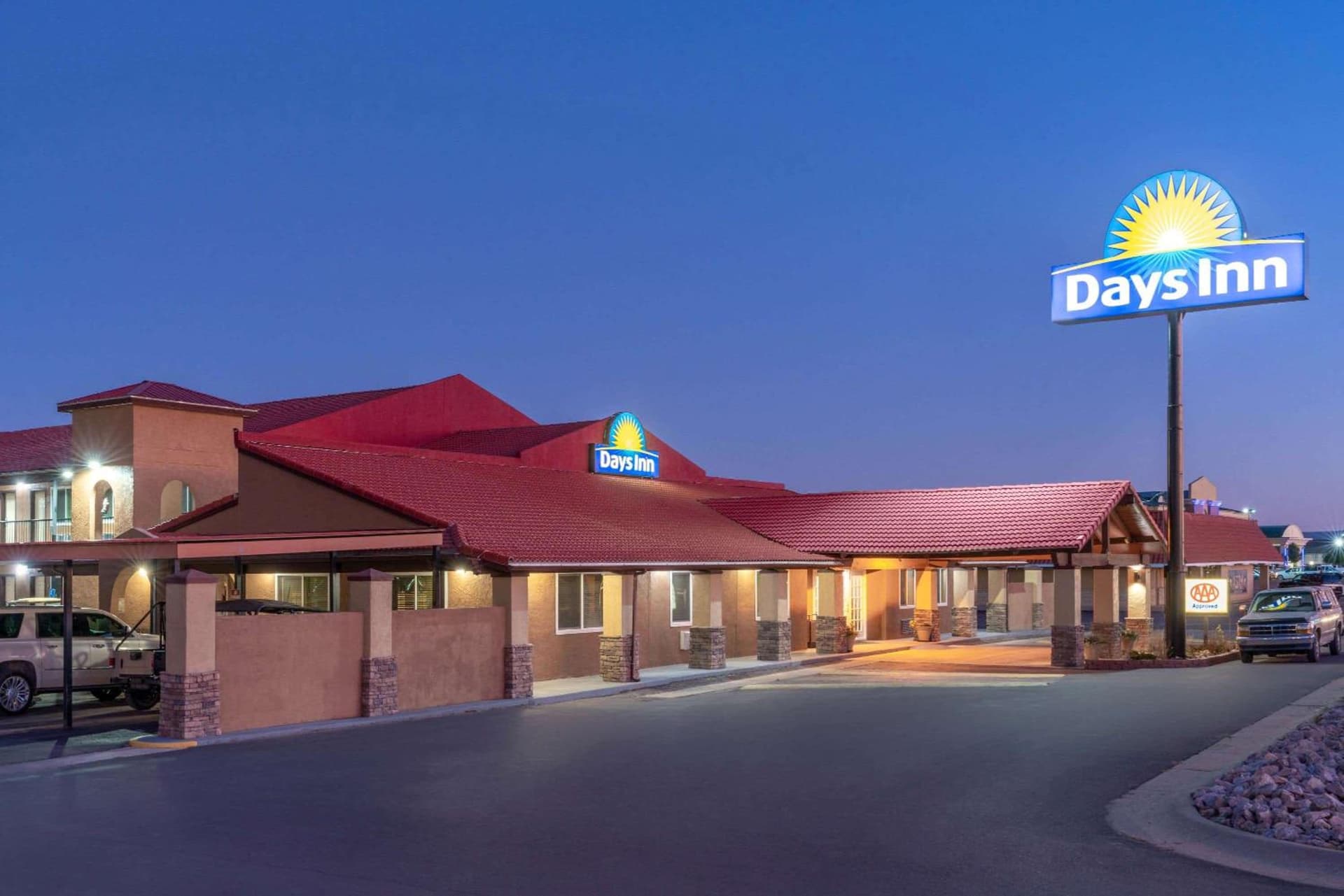 Days Inn by Wyndham Grants interior in Grants, NM — gallery photo 2