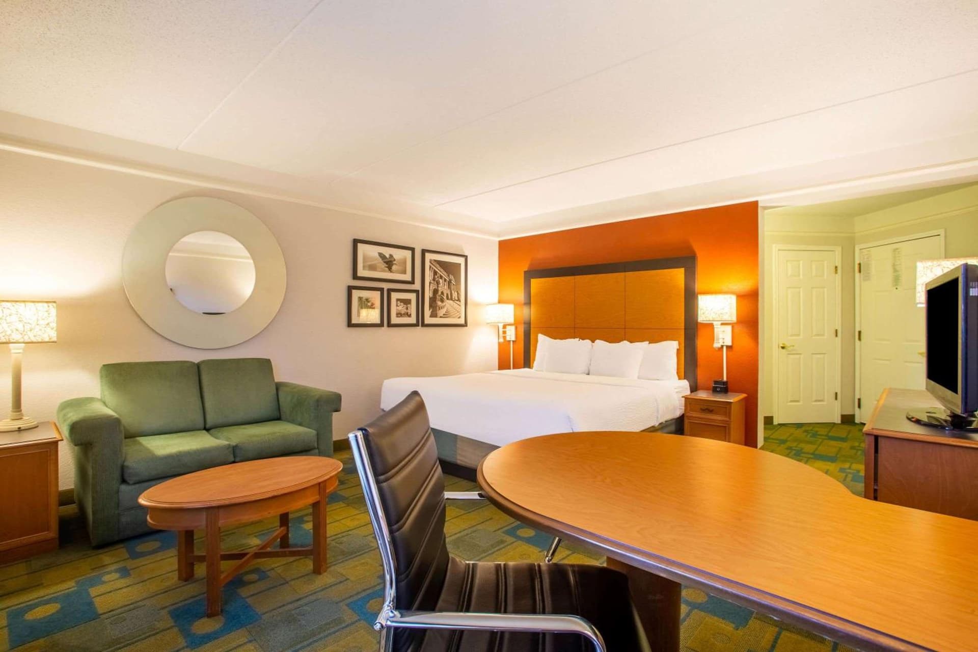La Quinta by Wyndham Charlotte Airport South gallery photo in Charlotte, NC — image 20