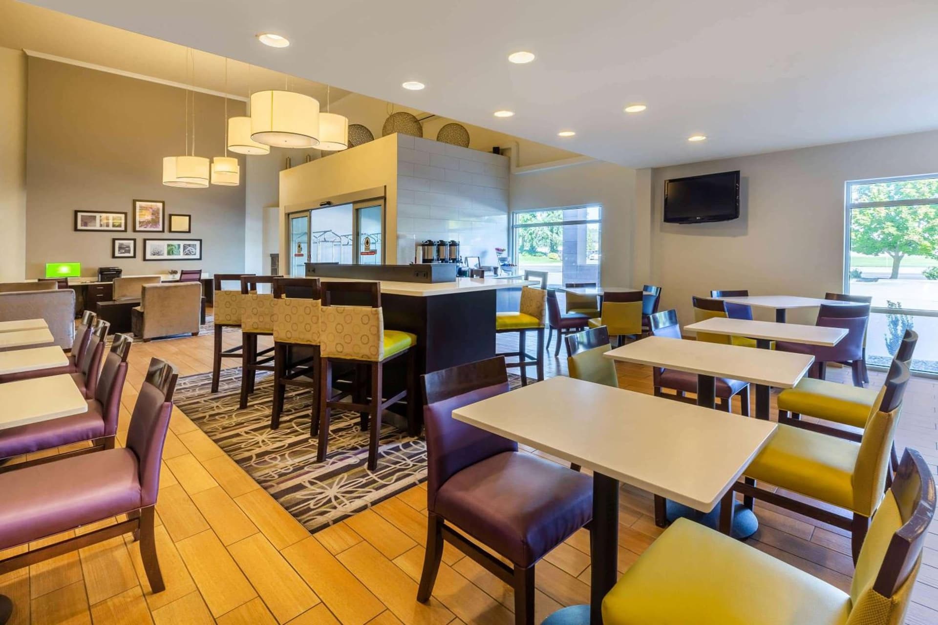 La Quinta by Wyndham Spokane Valley interior in Spokane Valley, WA — gallery photo 2