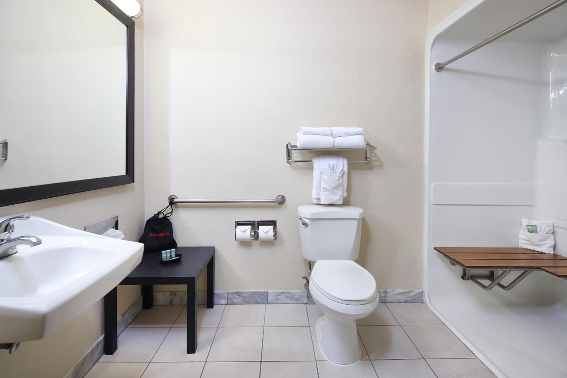 Wyndham Tucson Airport Hotel & Conference Center gallery photo in Tucson, AZ — image 16