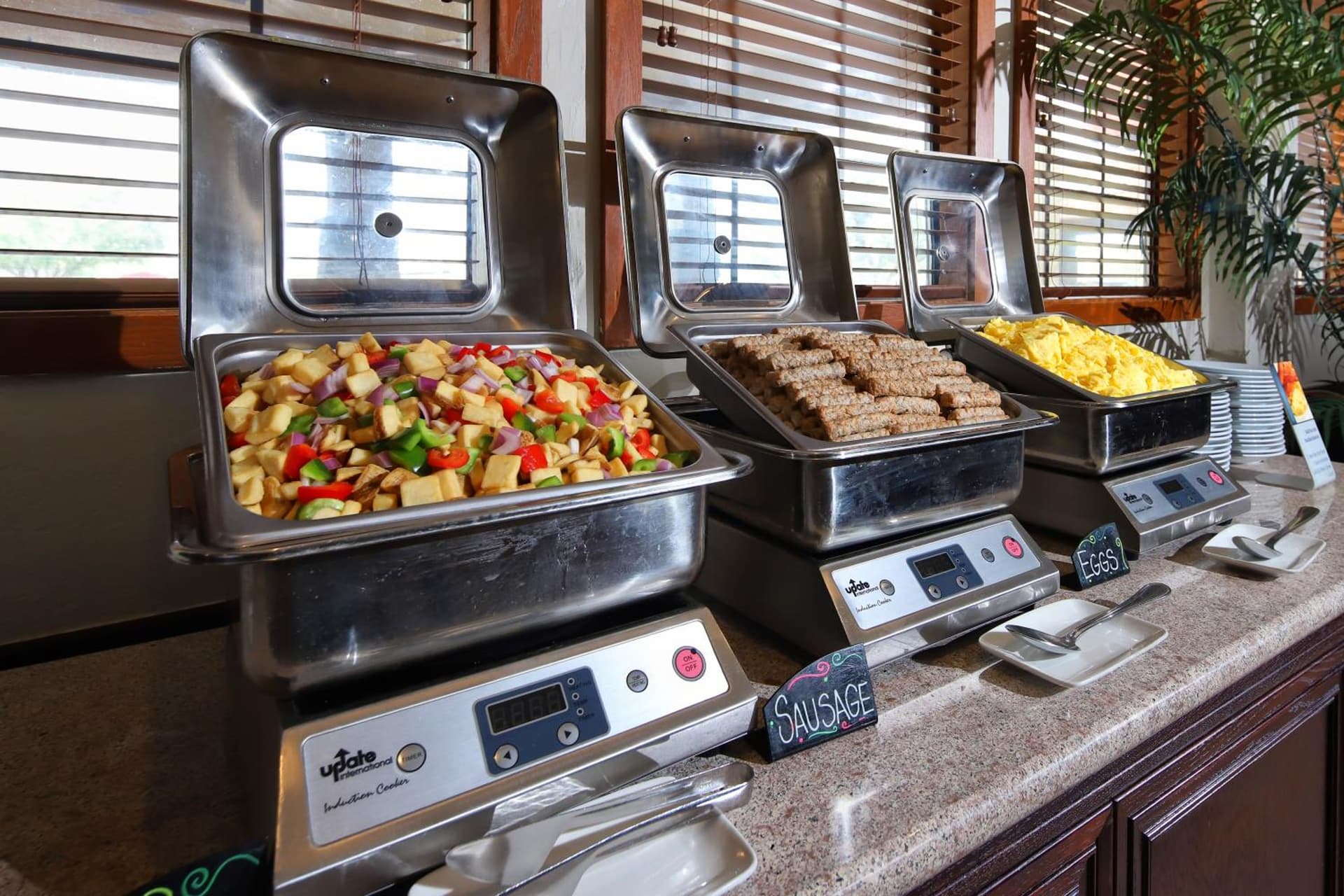 Wyndham Tucson Airport Hotel & Conference Center gallery photo in Tucson, AZ — image 15