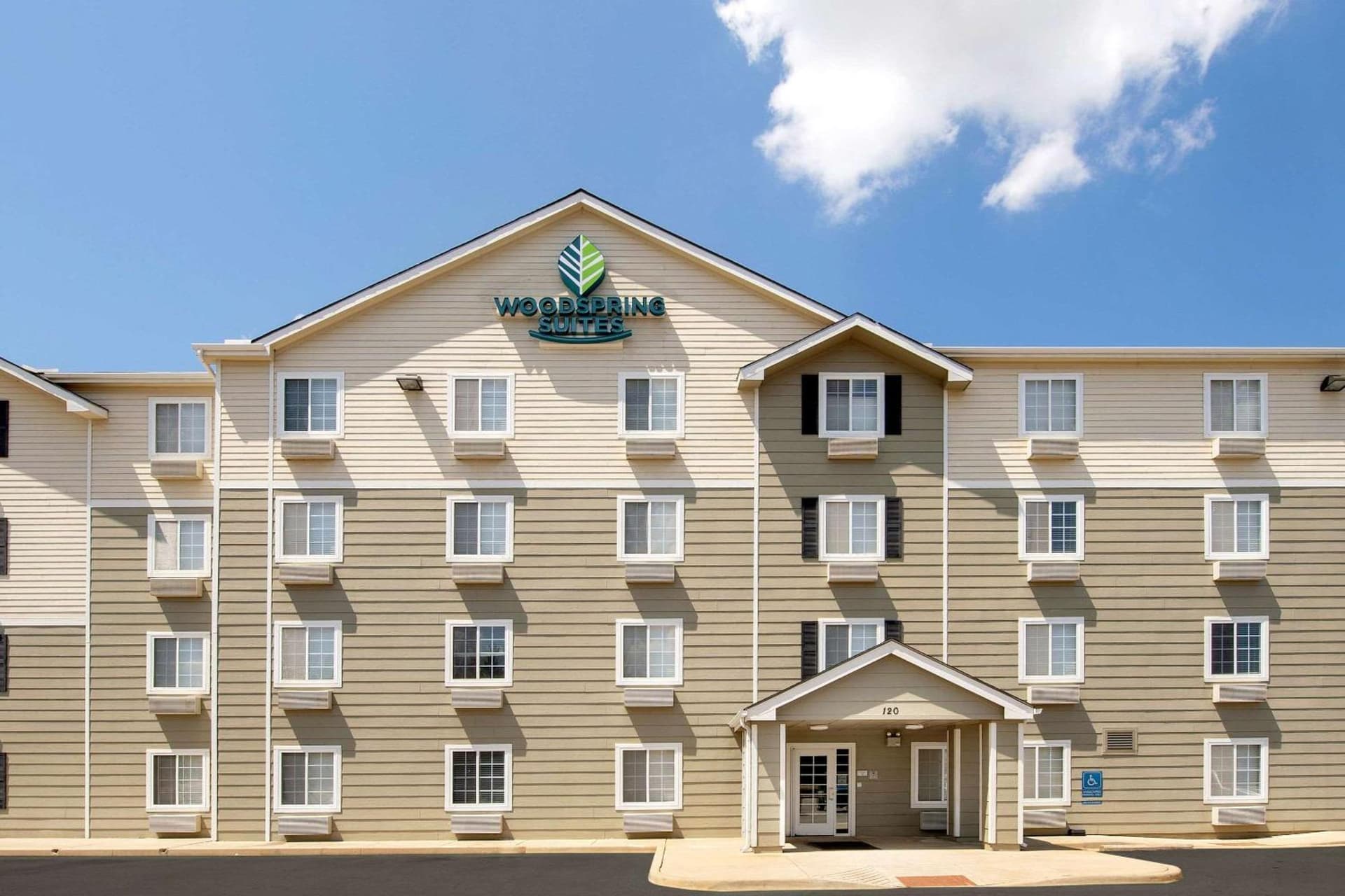 Woodspring Suites Huntsville/ Madison interior in Madison, AL — gallery photo 2