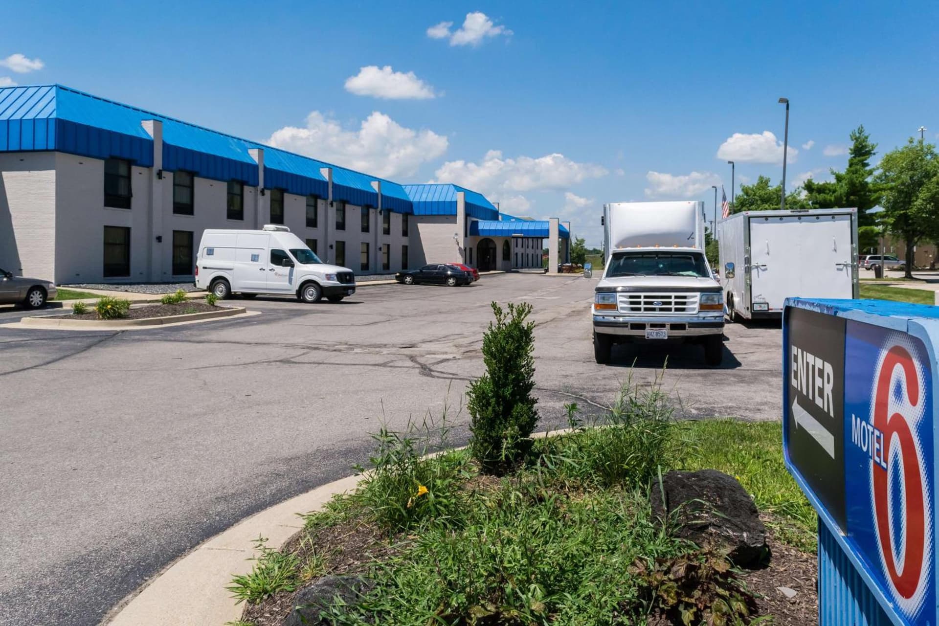 Motel 6-Richmond, IN interior in Richmond, IN — gallery photo 2