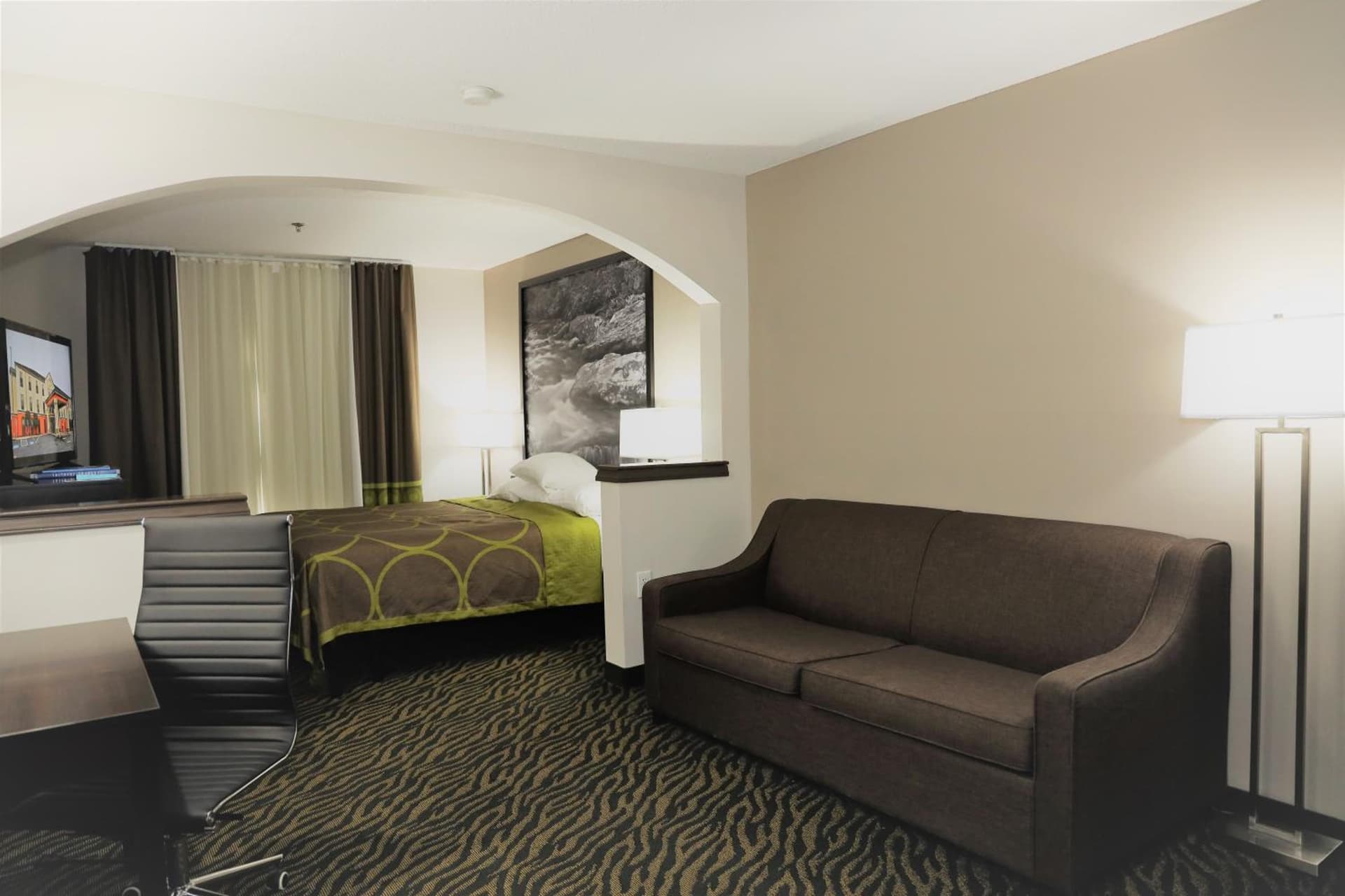 Super 8 by Wyndham High Point/Greensboro gallery photo in High Point, NC — image 40