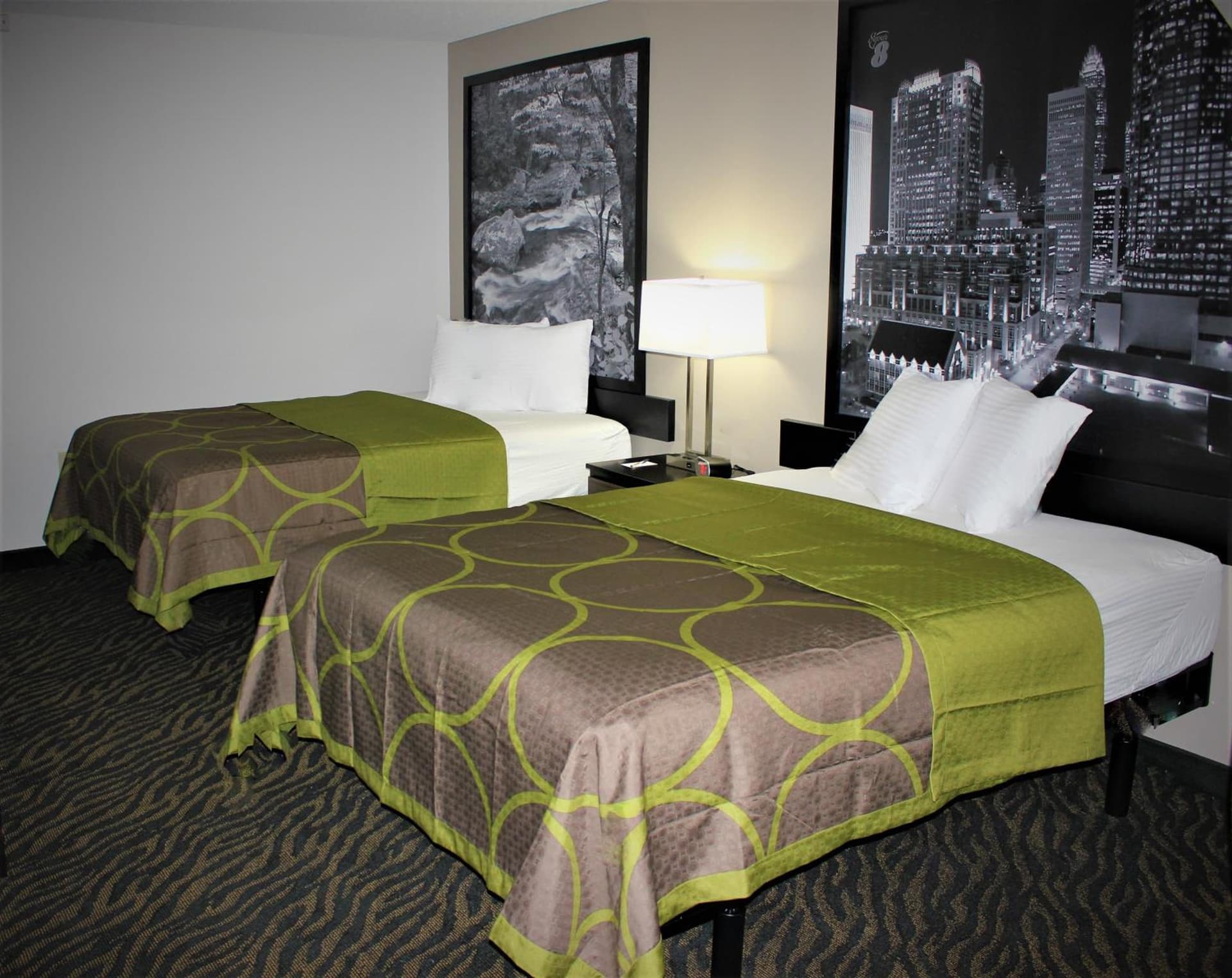Super 8 by Wyndham High Point/Greensboro gallery photo in High Point, NC — image 34