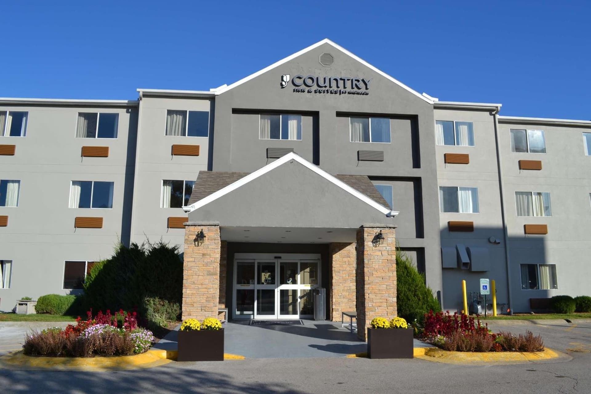 Country Inn & Suites by Radisson, Fairview Heights, IL gallery photo in Fairview Heights, IL — image 54